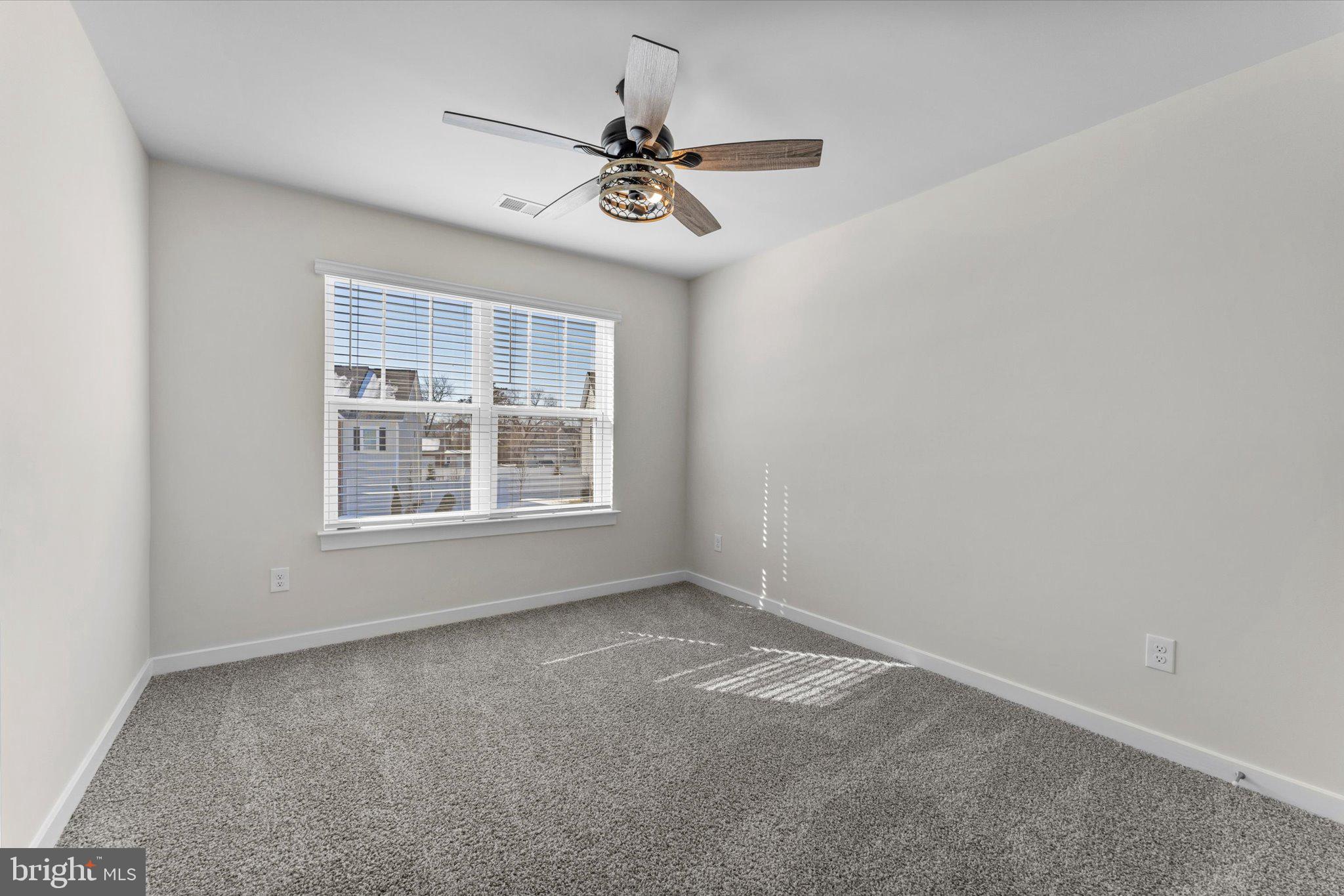 ROBINSONS PARADISE - Residential