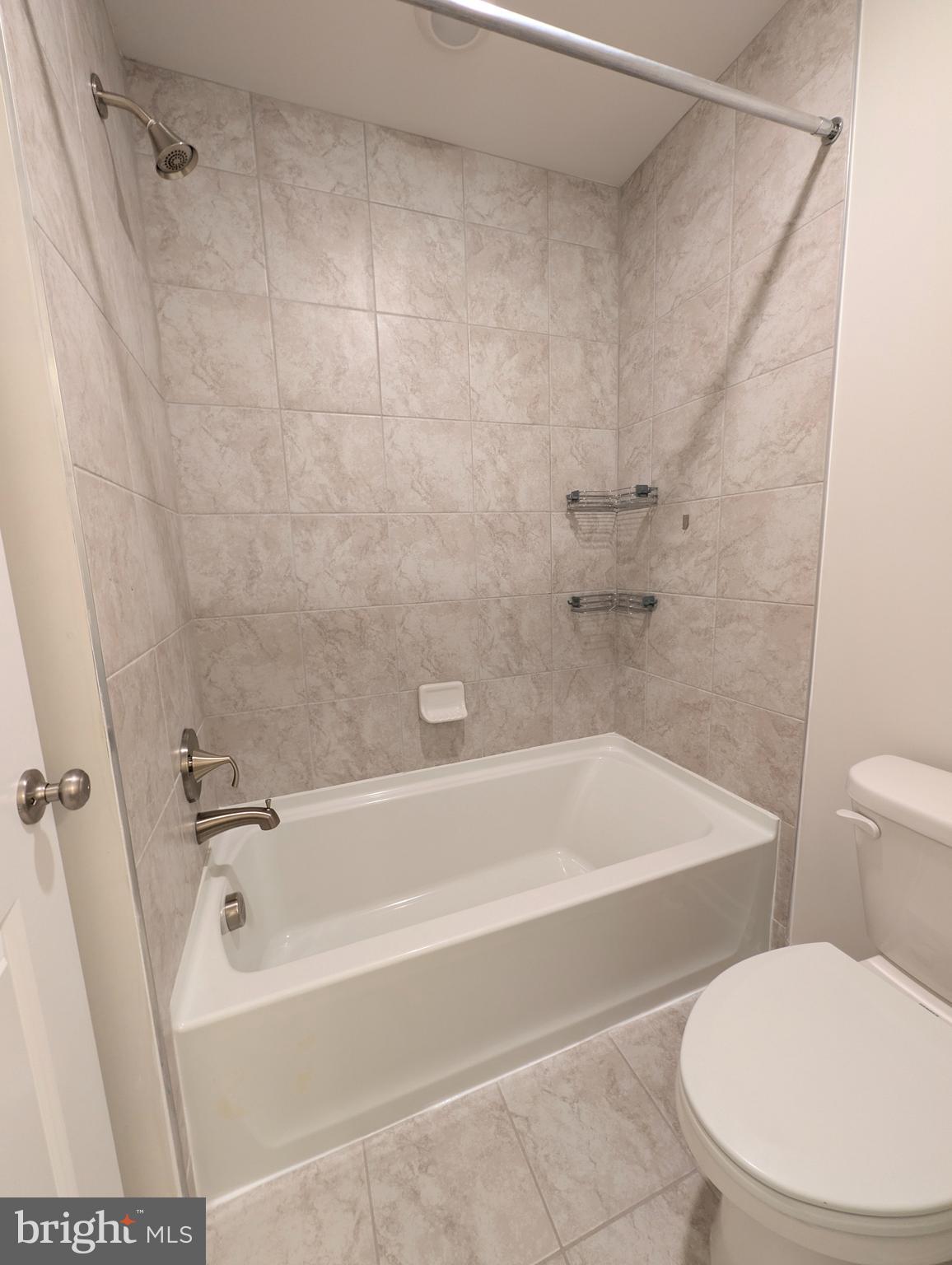 ROBINSONS PARADISE - Residential