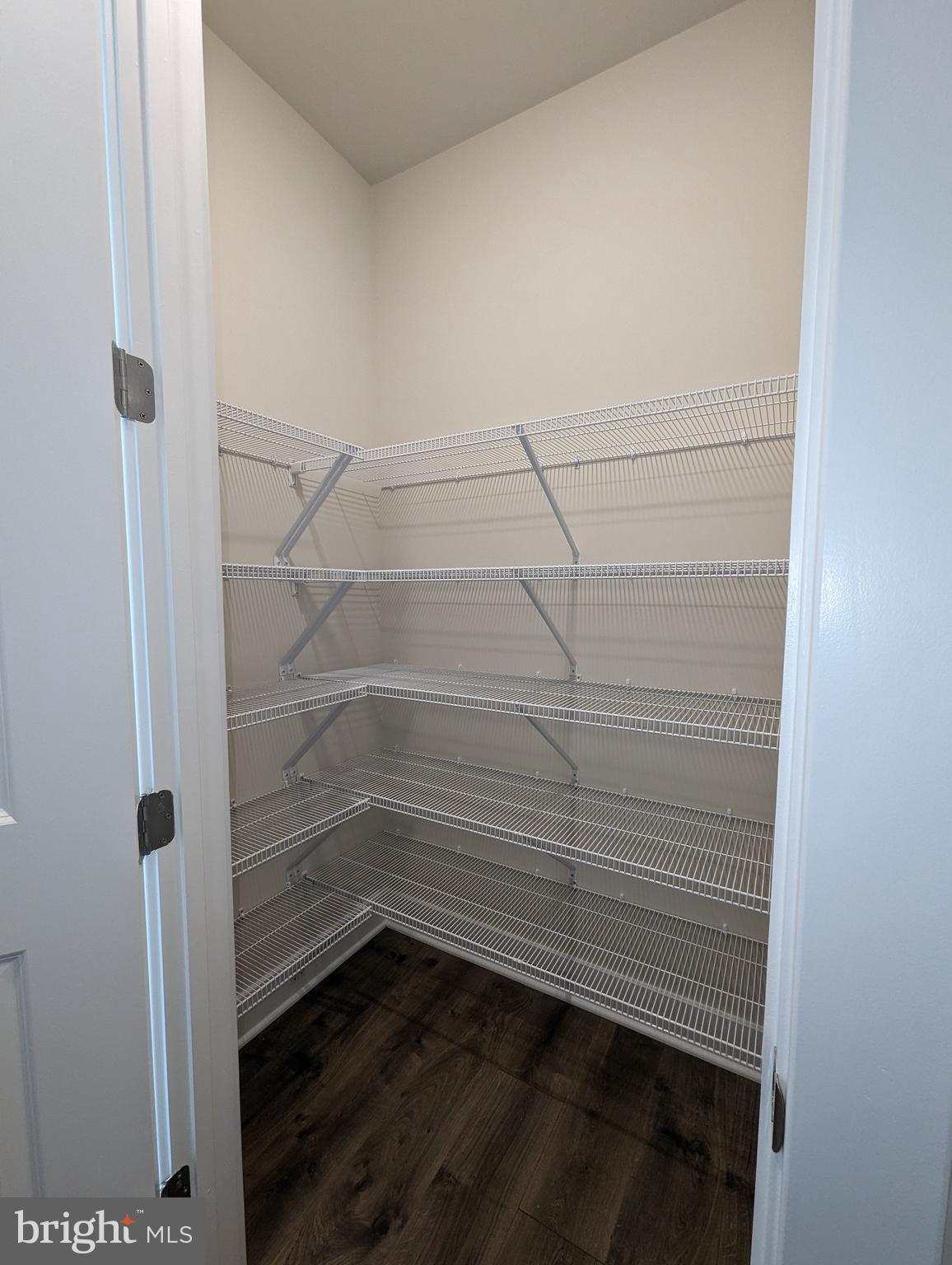 ROBINSONS PARADISE - Residential