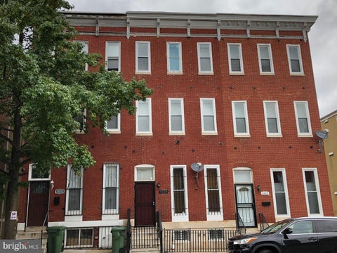 Townhouse For Sale - 1614 W Lexington Street<br/> BALTIMORE, MD 21223