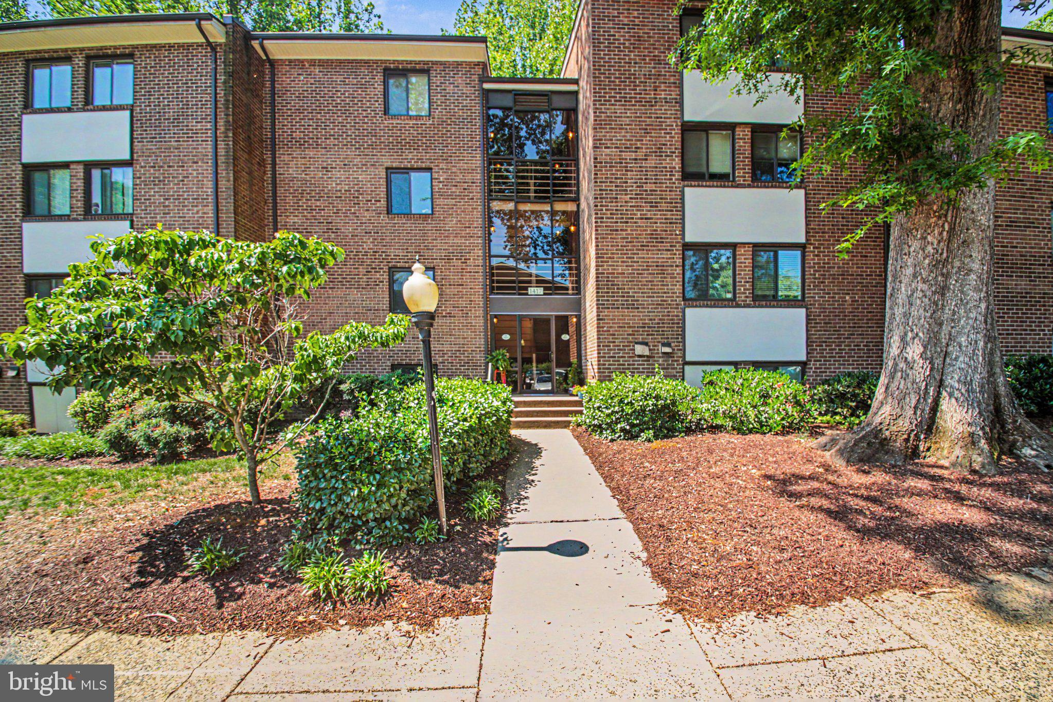 1417 NORTHGATE SQUARE 1A