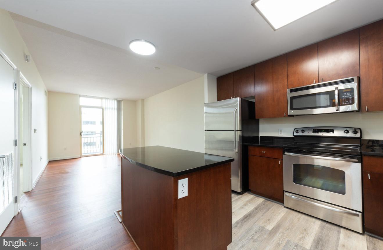 ONE NATIONAL HARBOR CONDOMINIUM - Residential