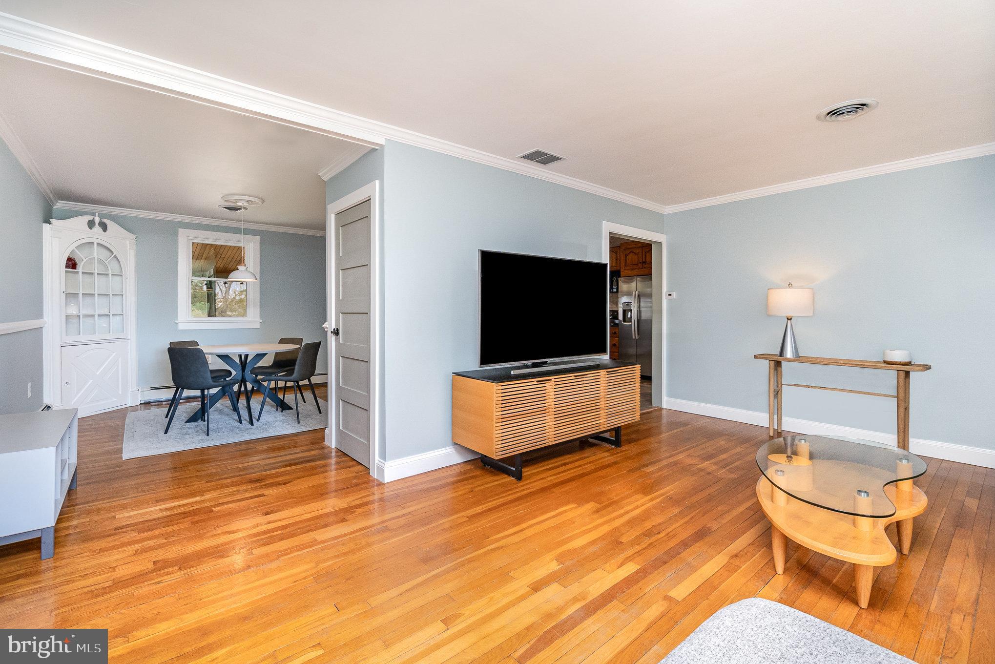 PLEASANT HILLS - Residential