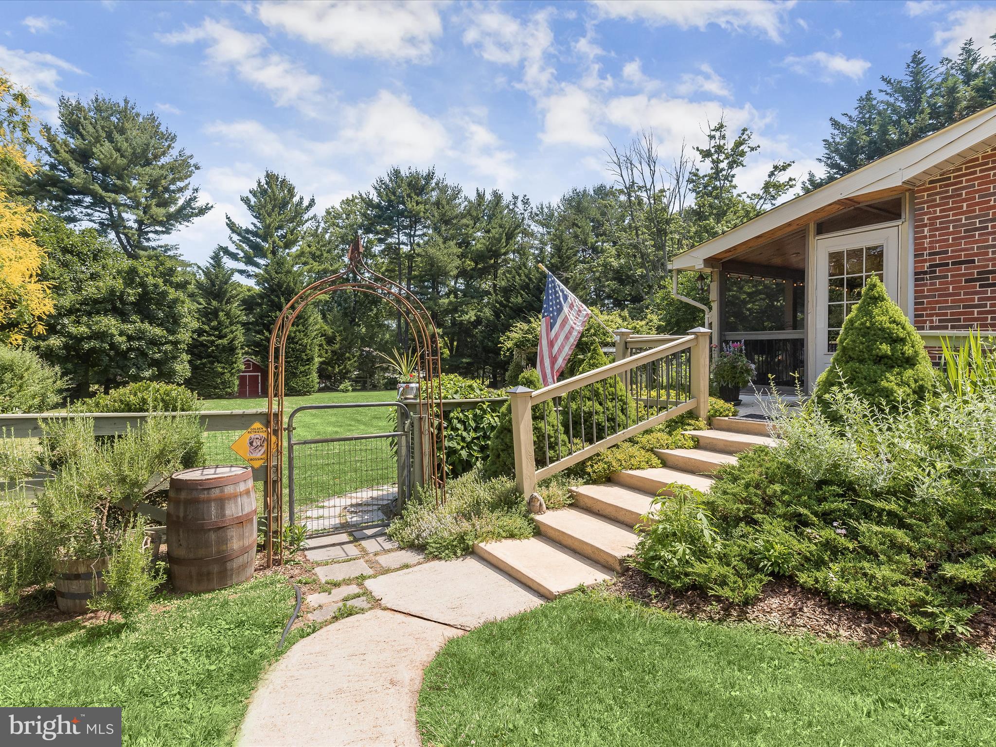 PLEASANT HILLS - Residential