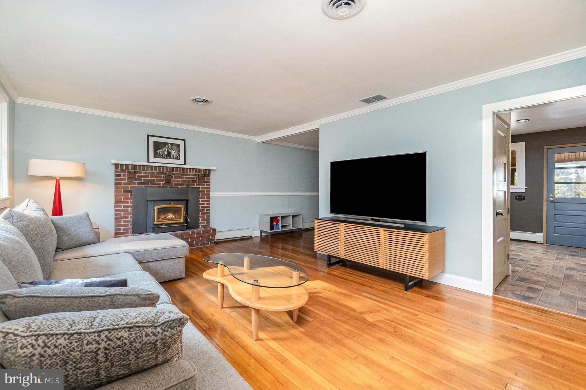 PLEASANT HILLS - Residential