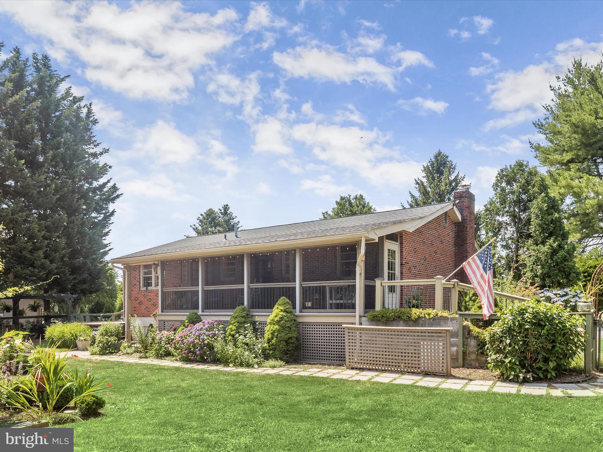 PLEASANT HILLS - Residential