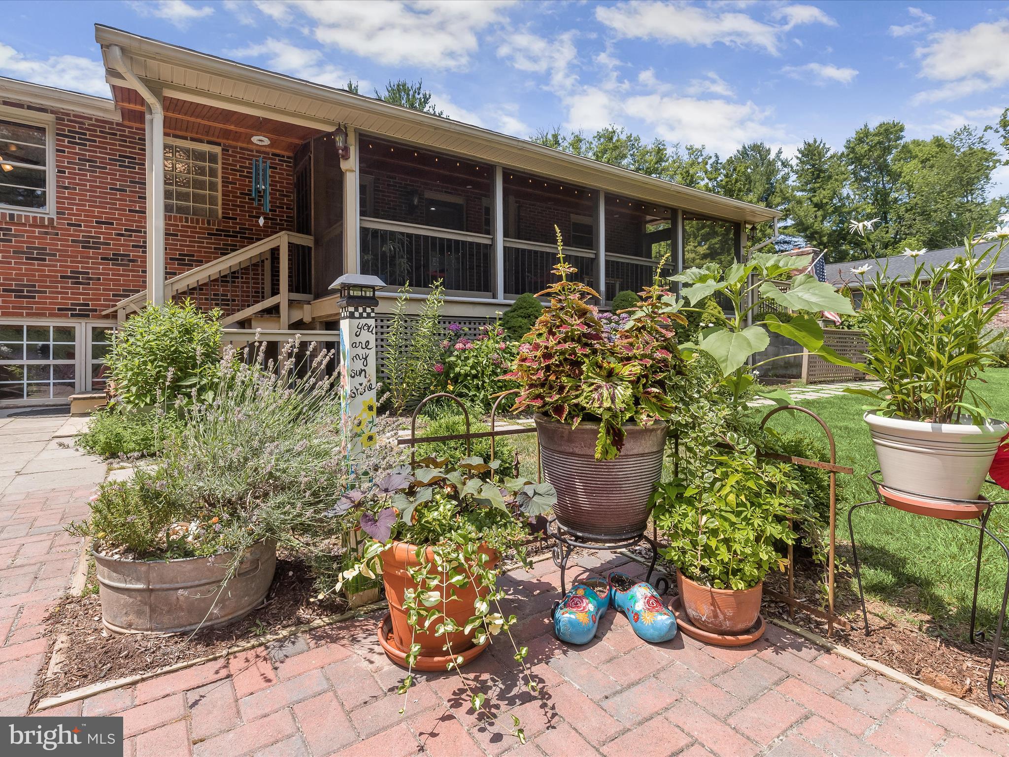 PLEASANT HILLS - Residential