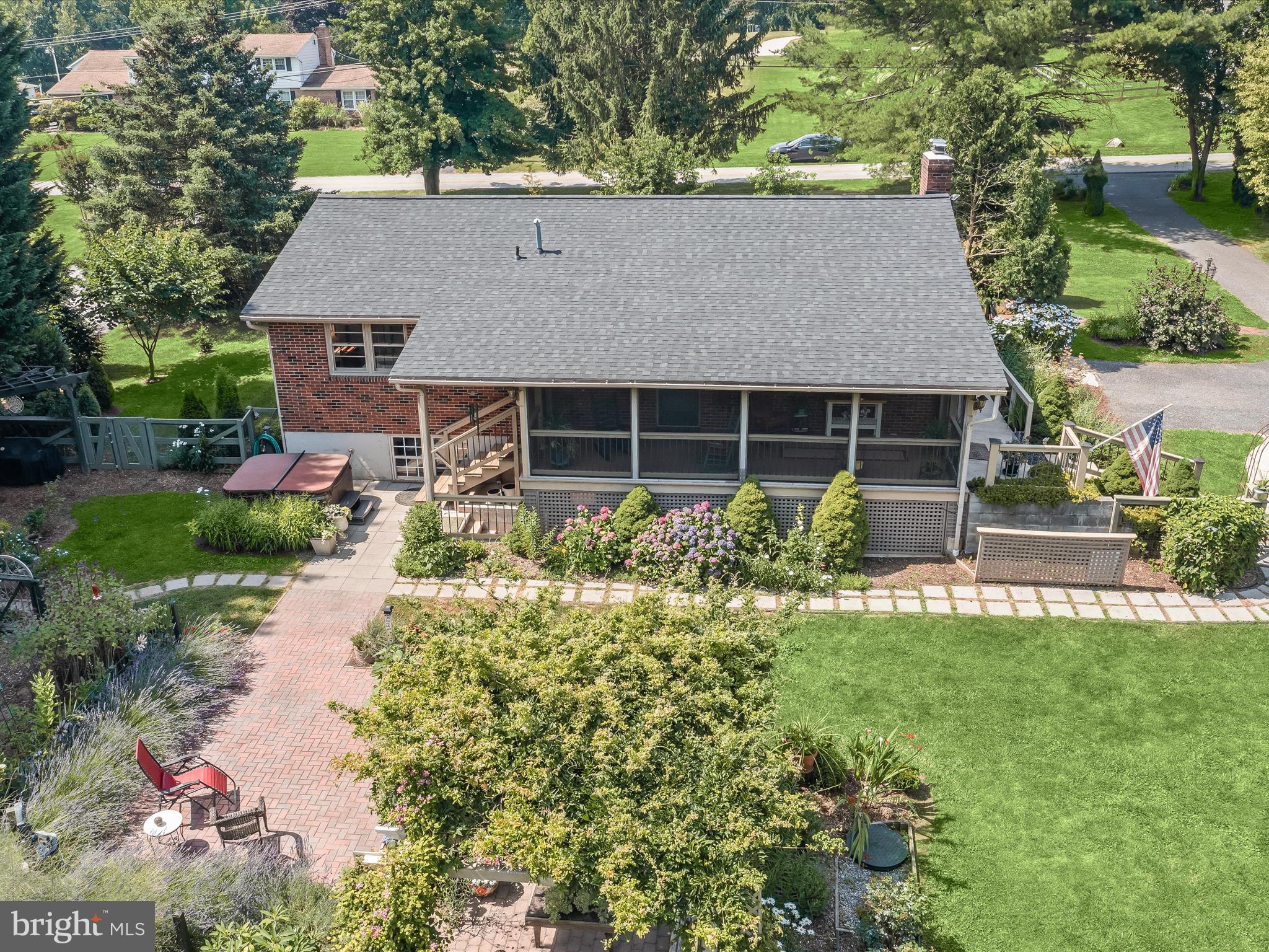 PLEASANT HILLS - Residential