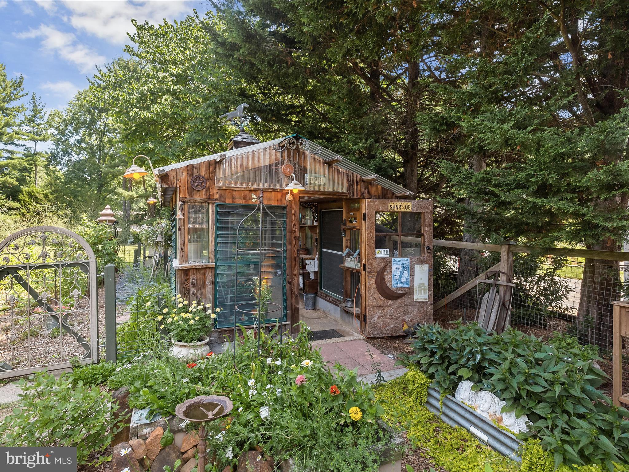 PLEASANT HILLS - Residential