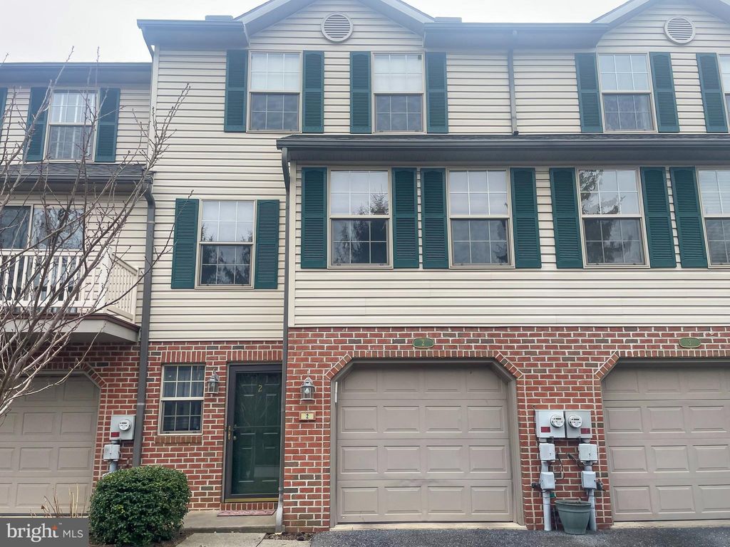 Photo of 2 River Bend Park, LANCASTER, PA 17602 (MLS # PALA2081506)