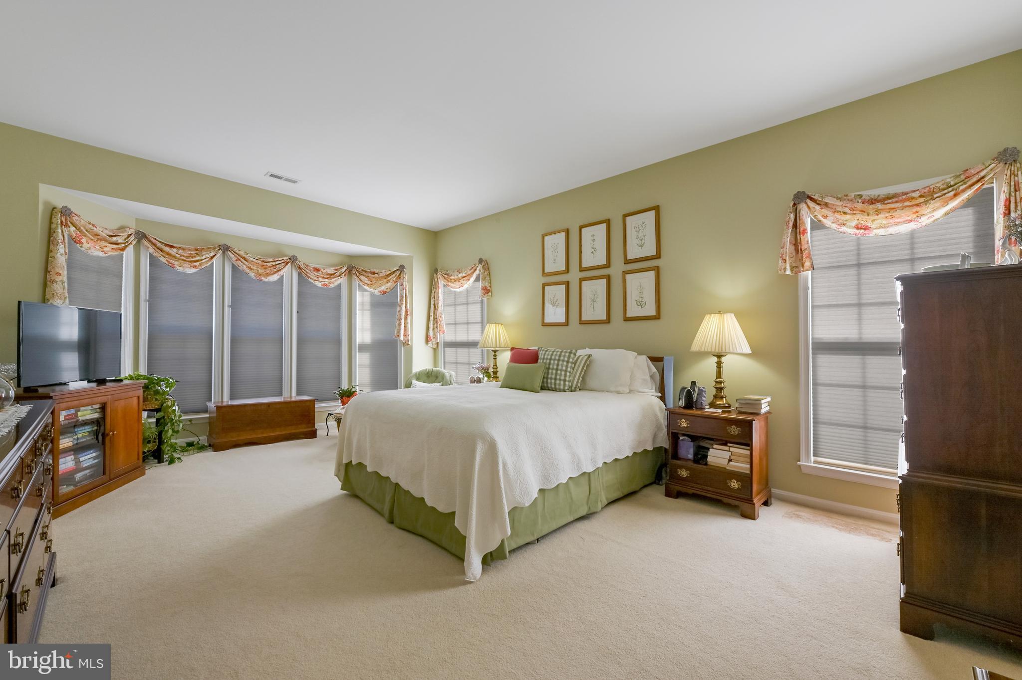 SYMPHONY VILLAGE - Residential