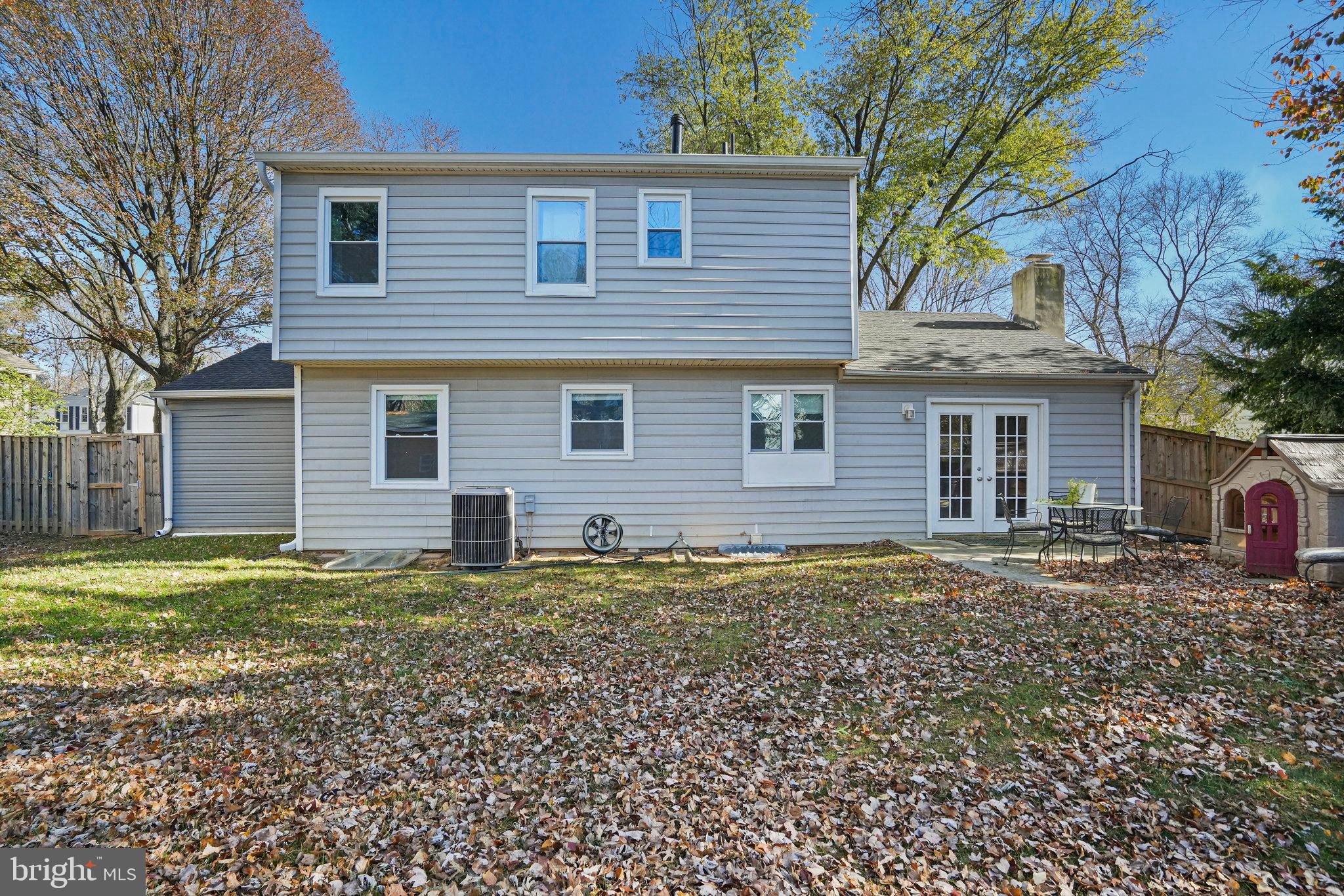 COLLEGE GARDENS - Residential Lease