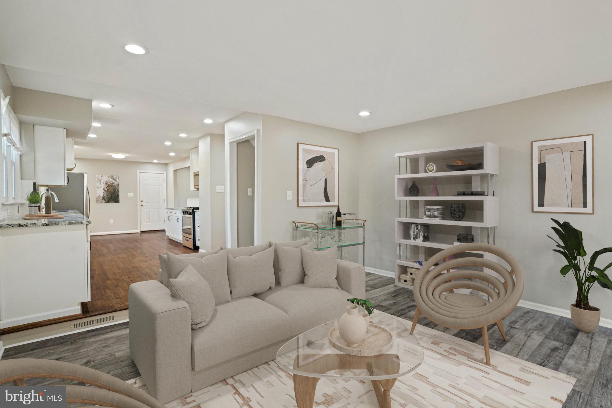 COLLEGE GARDENS - Residential Lease