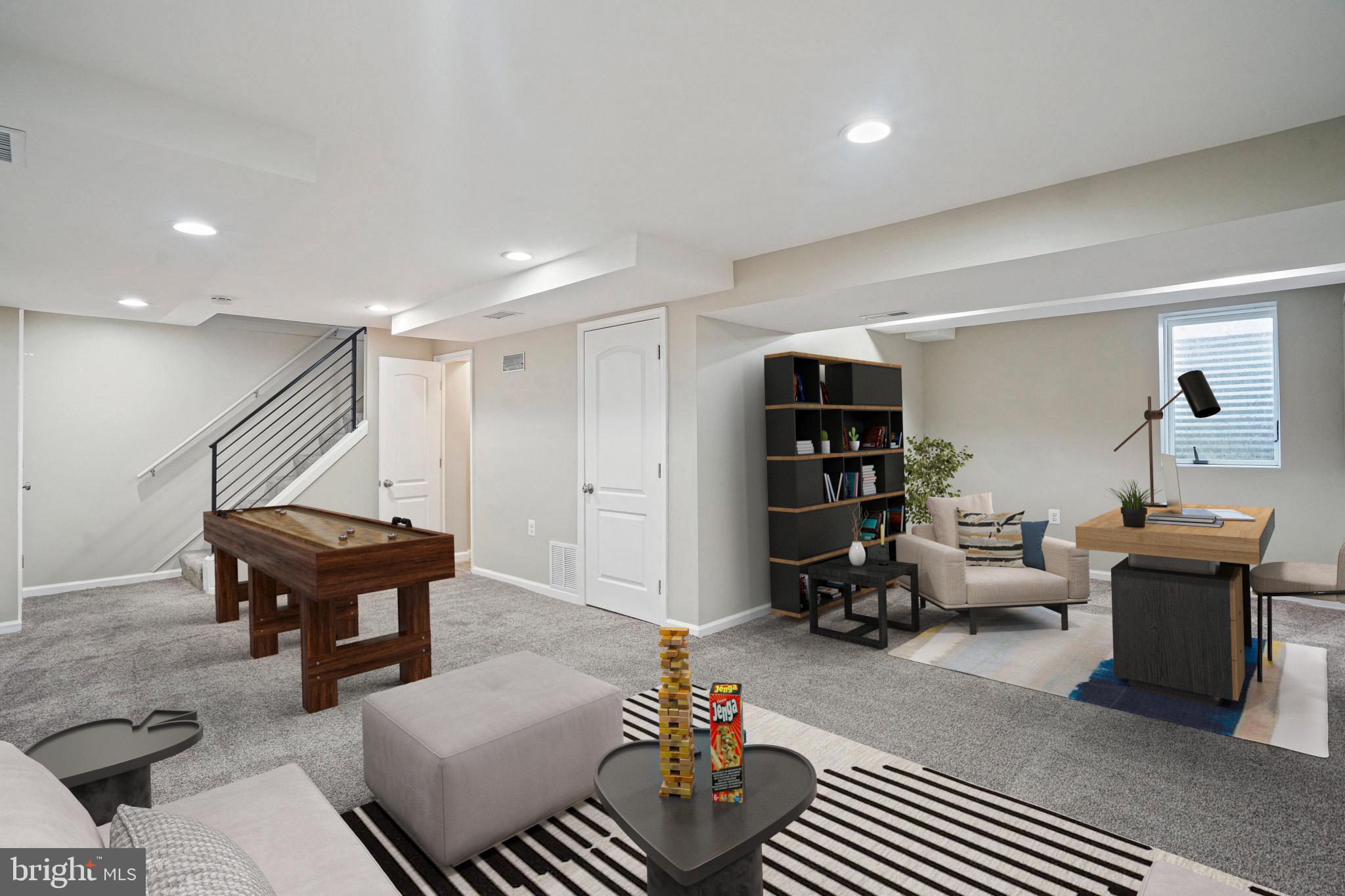 COLLEGE GARDENS - Residential Lease