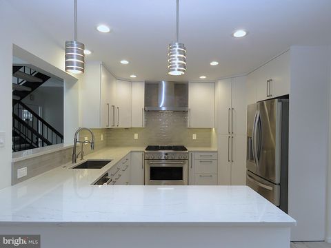 9329 RAINTREE ROAD BURKE VA 22015