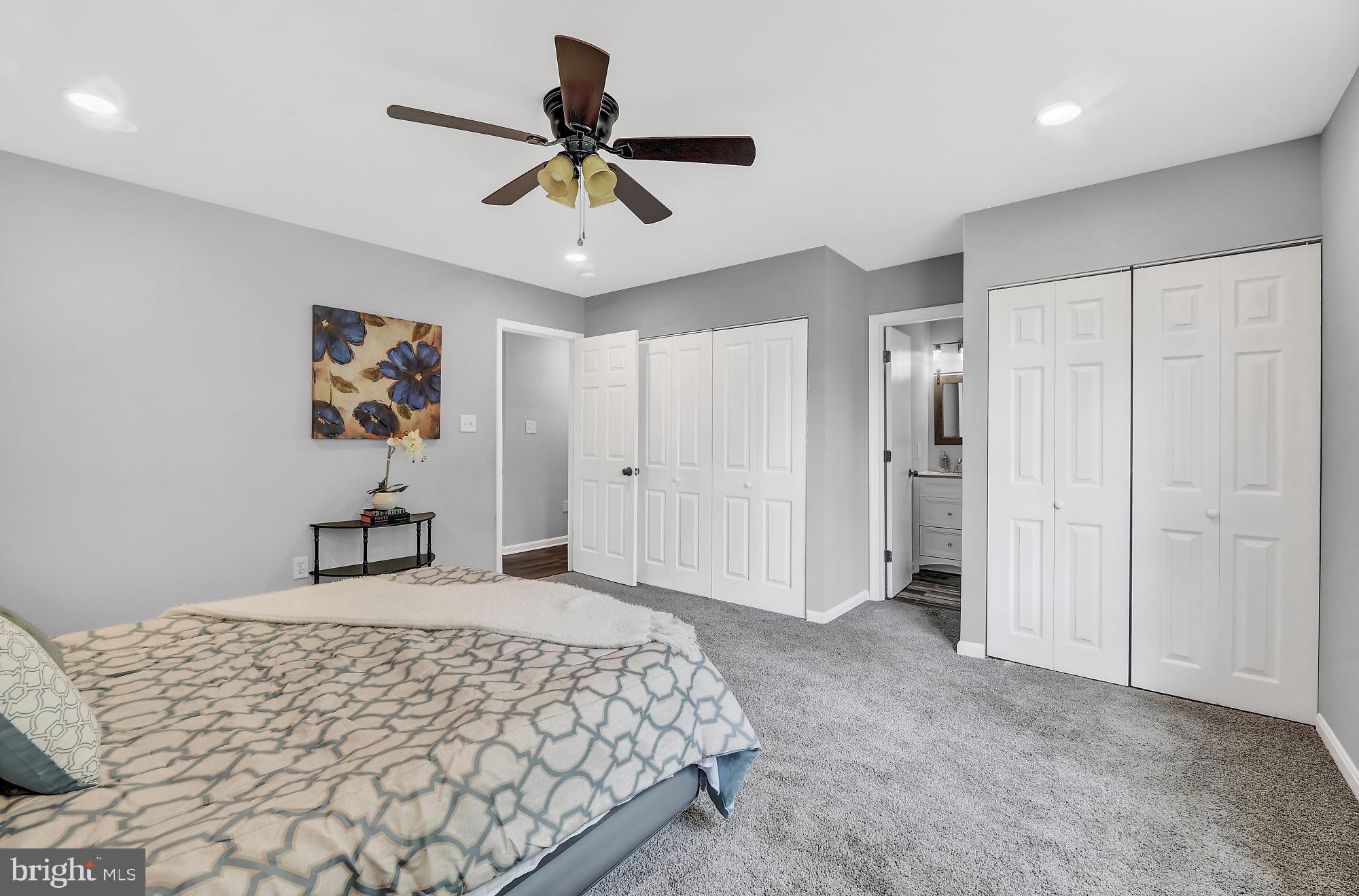 MIDDLE RIVER - Residential