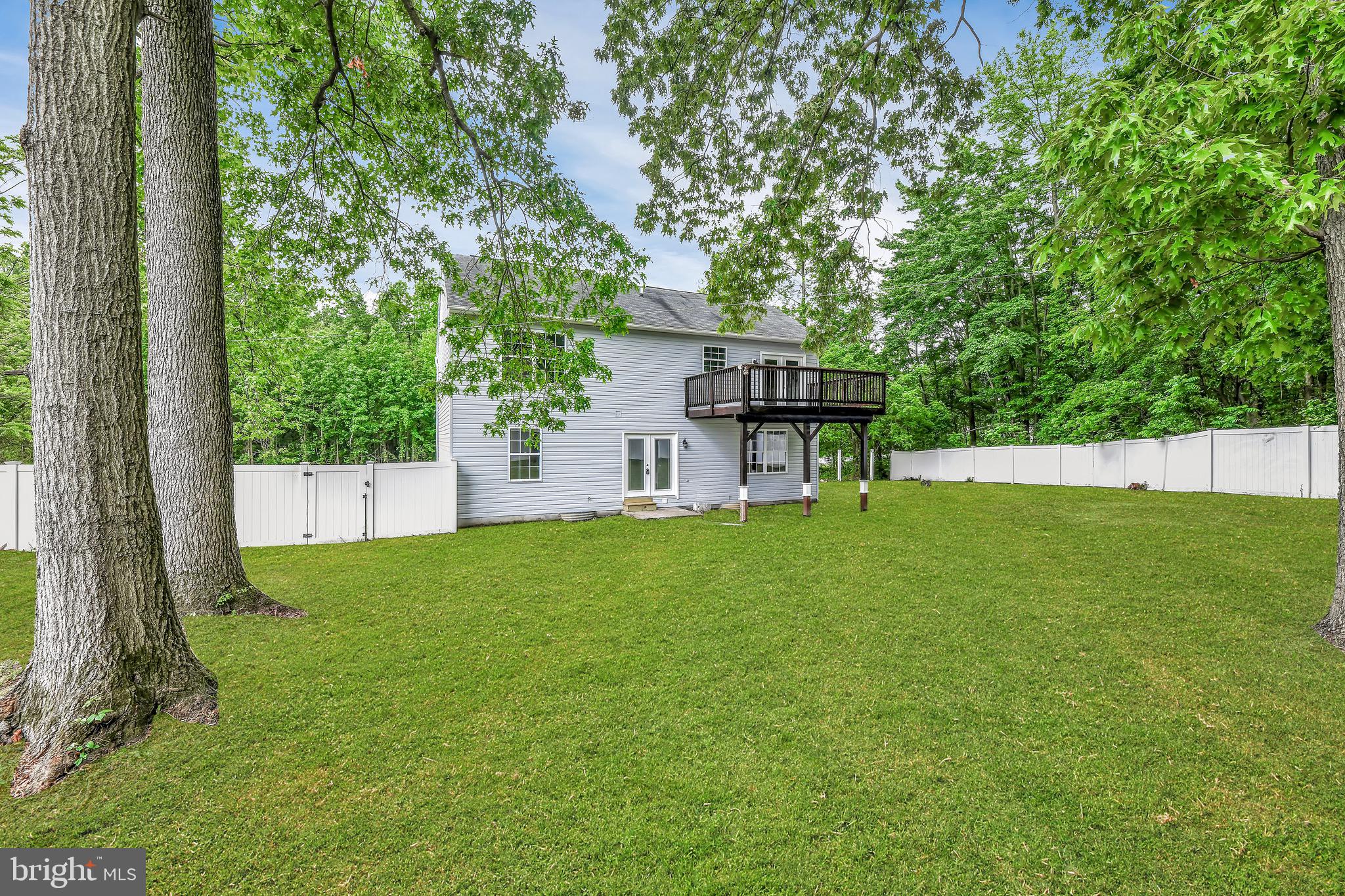 MIDDLE RIVER - Residential