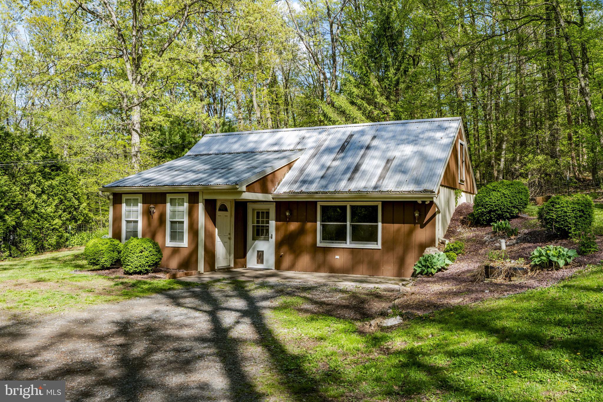 1522 HILLTOP ROAD