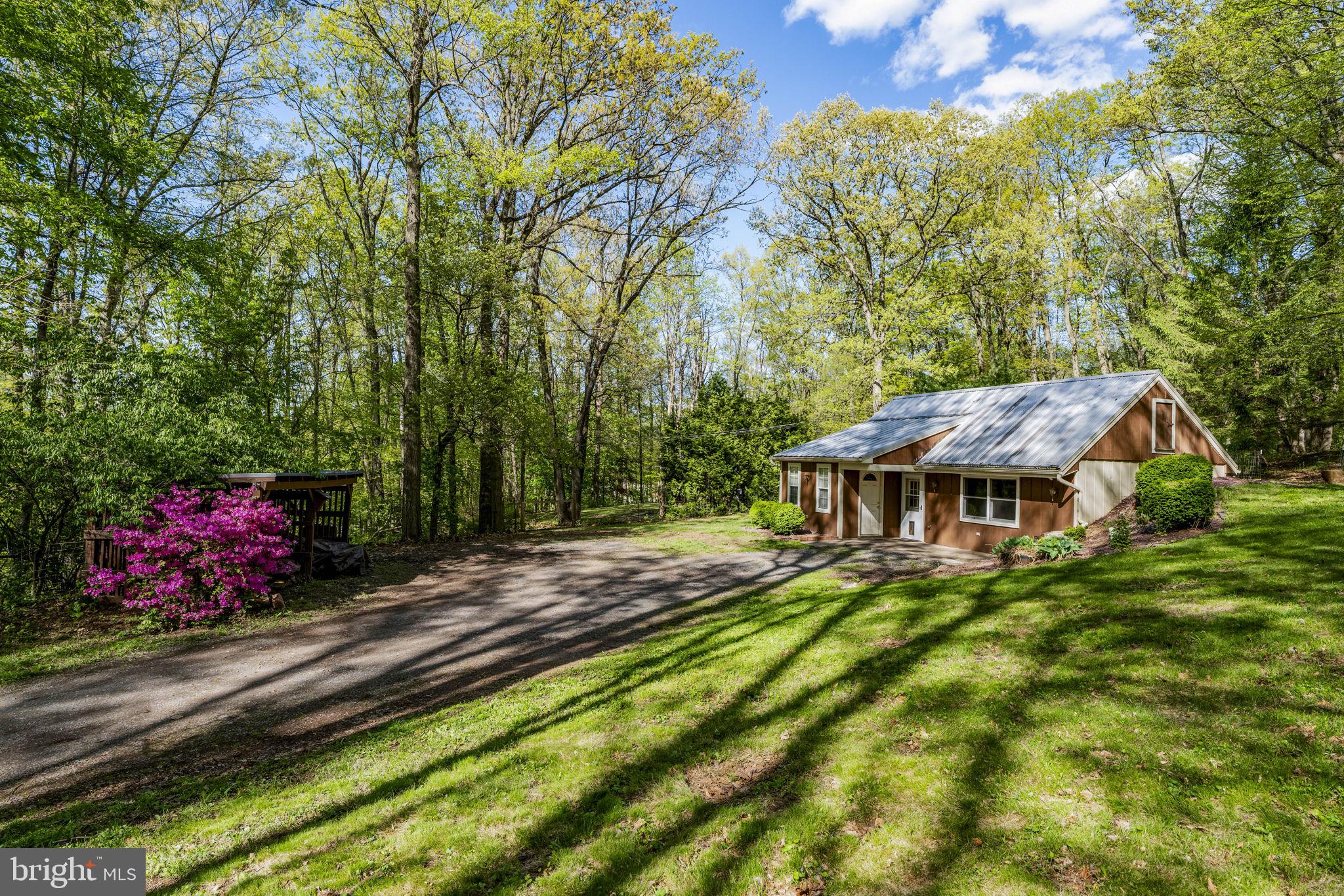 1522 HILLTOP ROAD