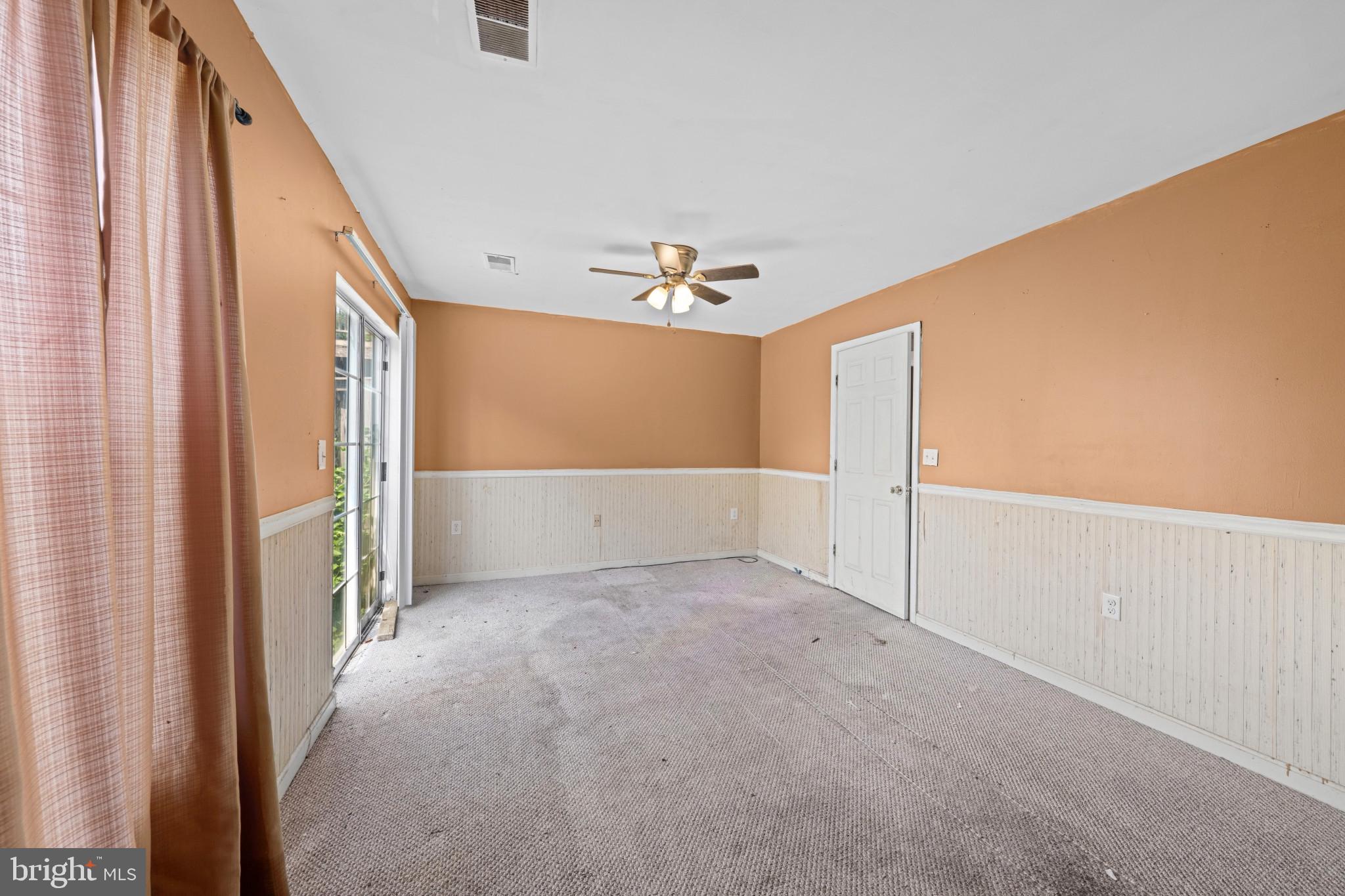 11207 BARNSWALLOW PLACE B