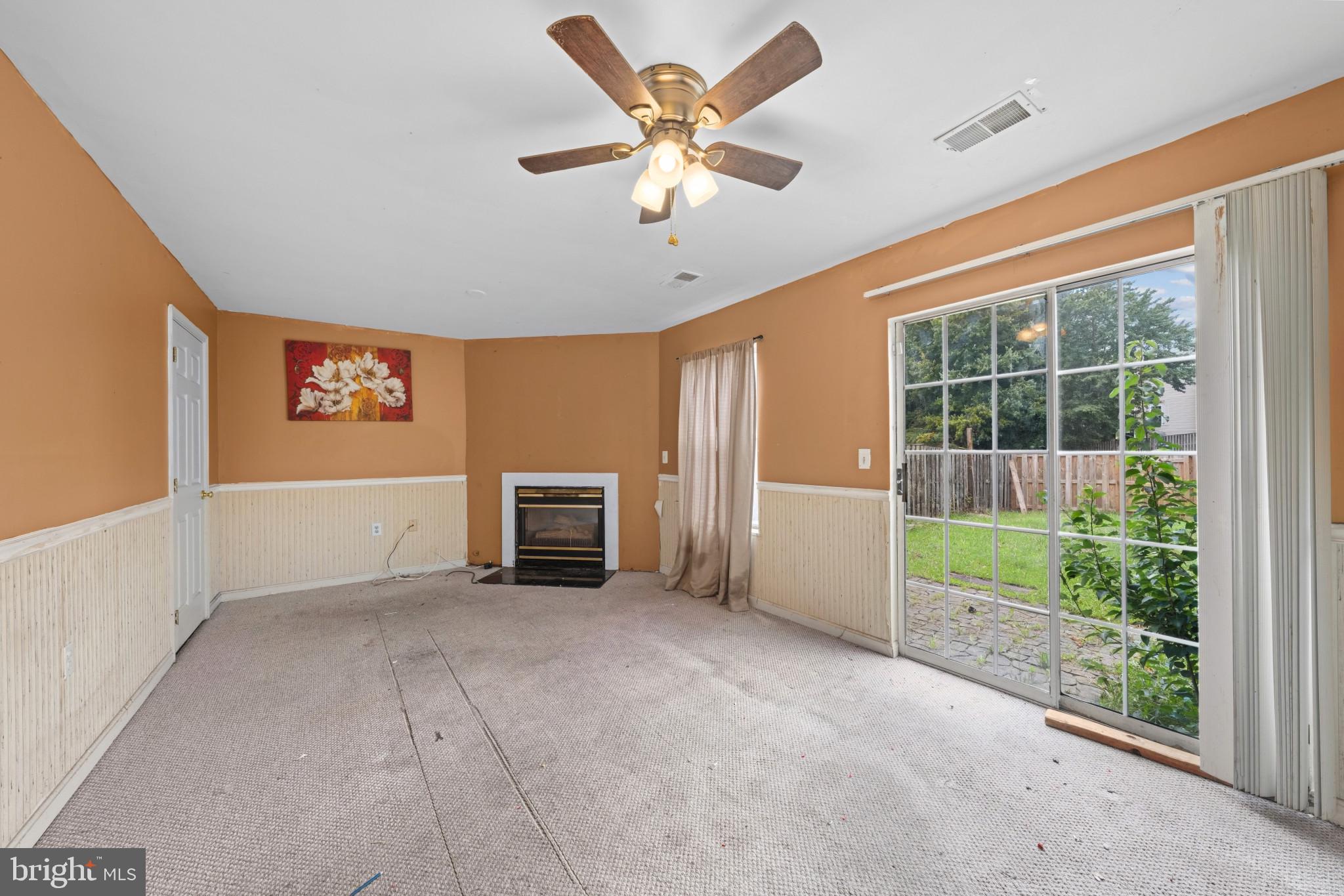 11207 BARNSWALLOW PLACE B