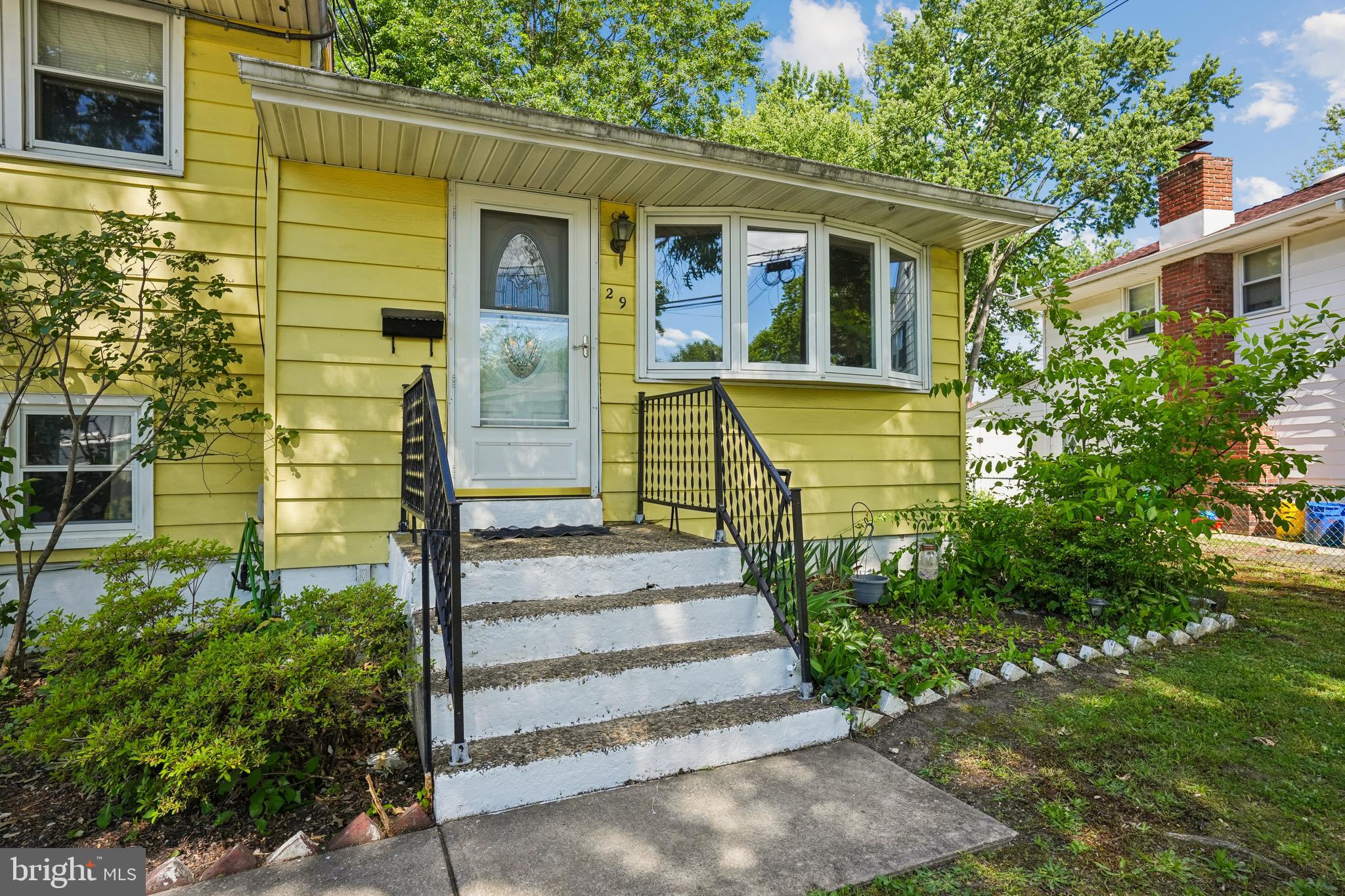 29 TRINITY PLACE