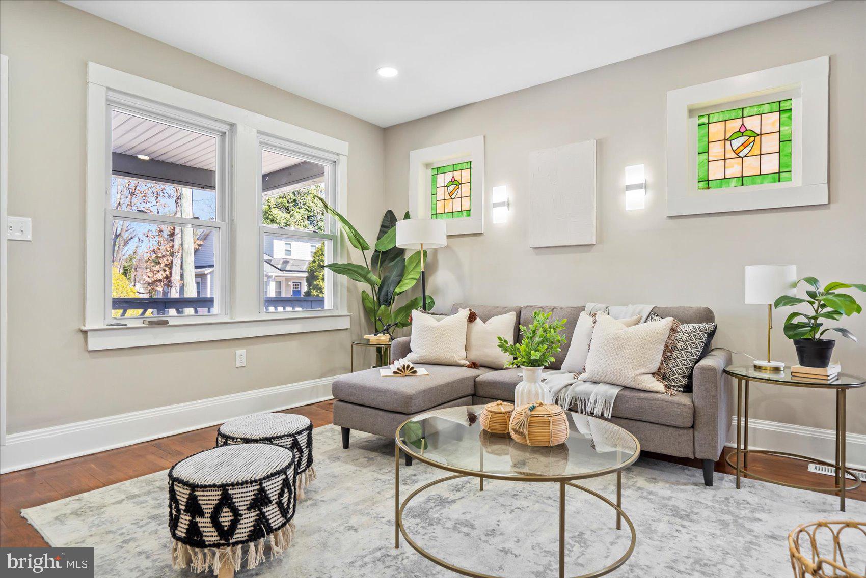 LAURAVILLE HISTORIC DISTRICT - Residential