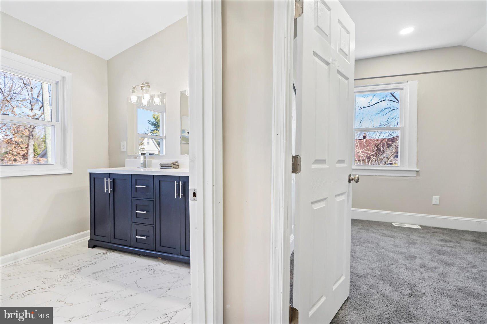 LAURAVILLE HISTORIC DISTRICT - Residential