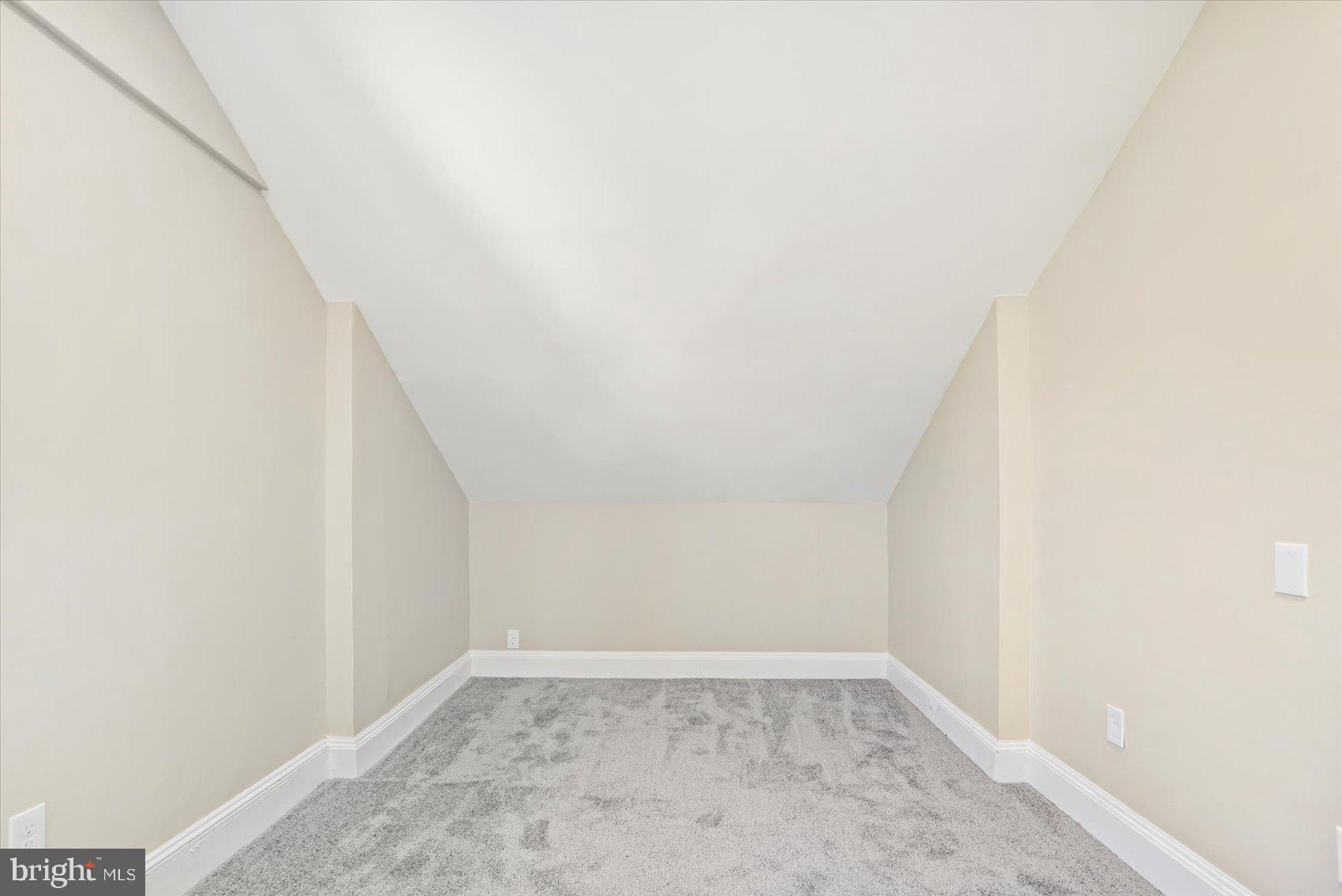 LAURAVILLE HISTORIC DISTRICT - Residential