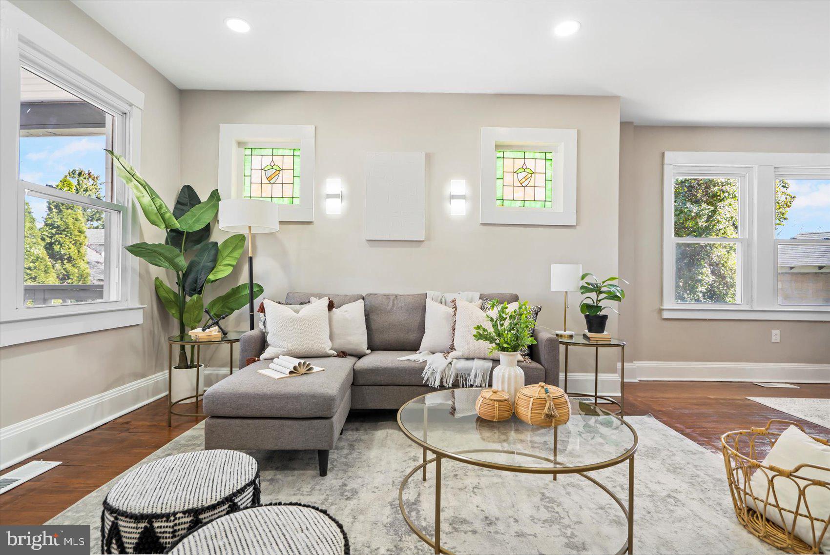 LAURAVILLE HISTORIC DISTRICT - Residential