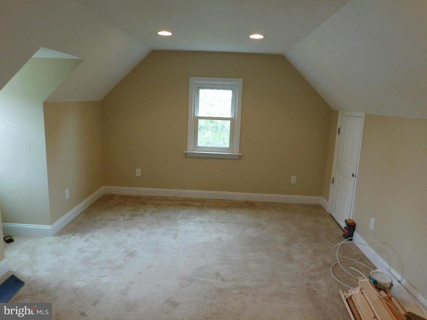 POSSUM POINT - Residential