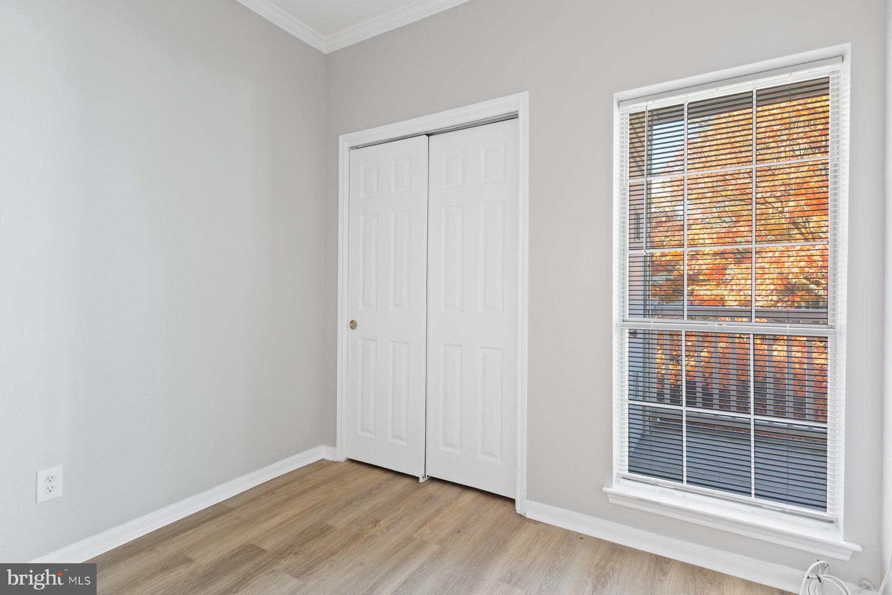 BROOKMEADE CONDO - Residential Lease