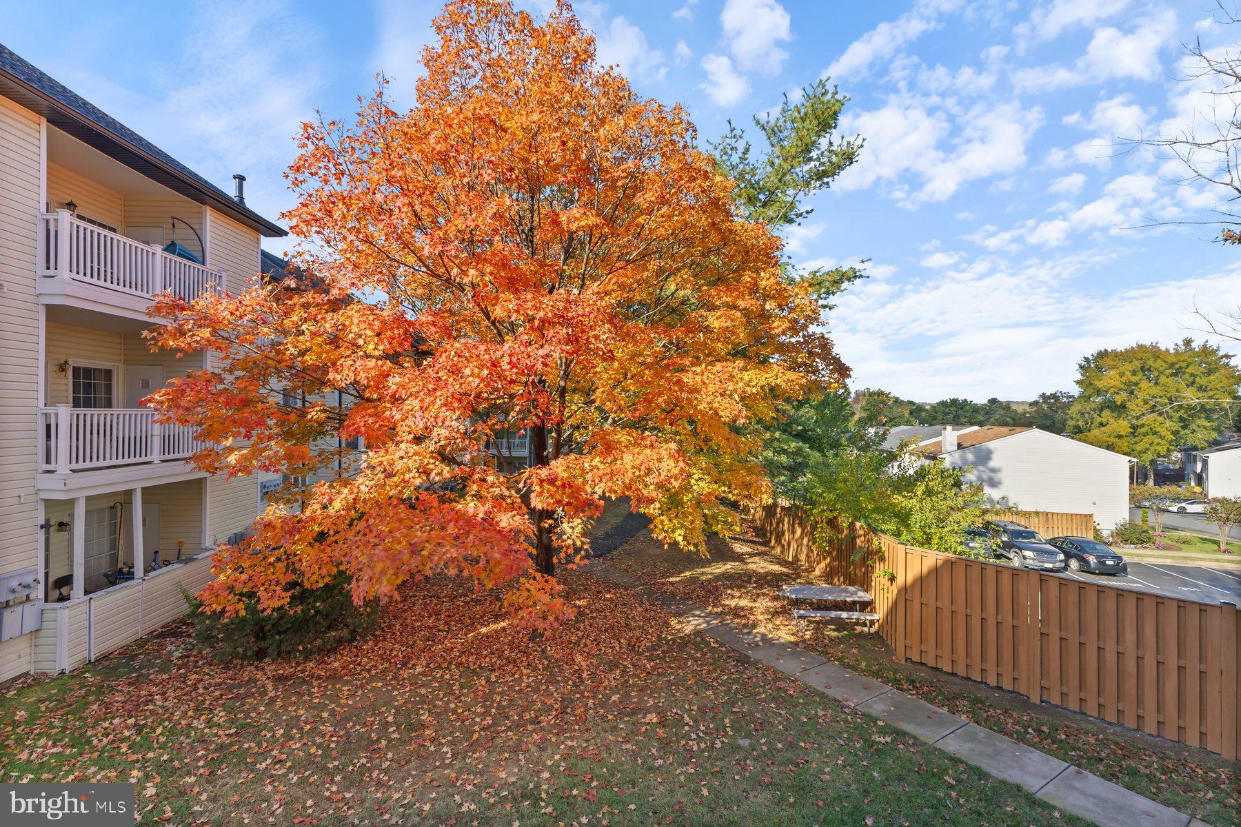 678 GATEWAY DRIVE SE 911