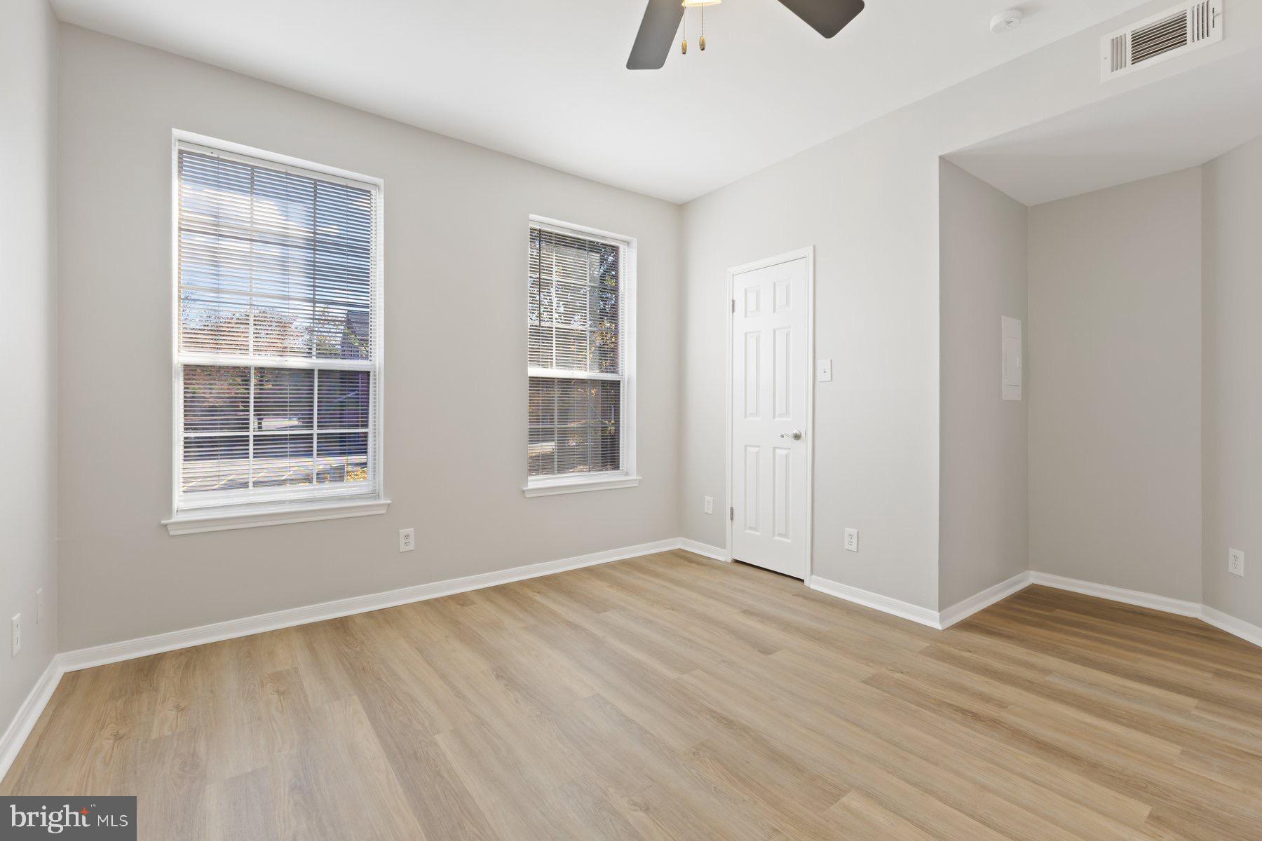 BROOKMEADE CONDO - Residential Lease