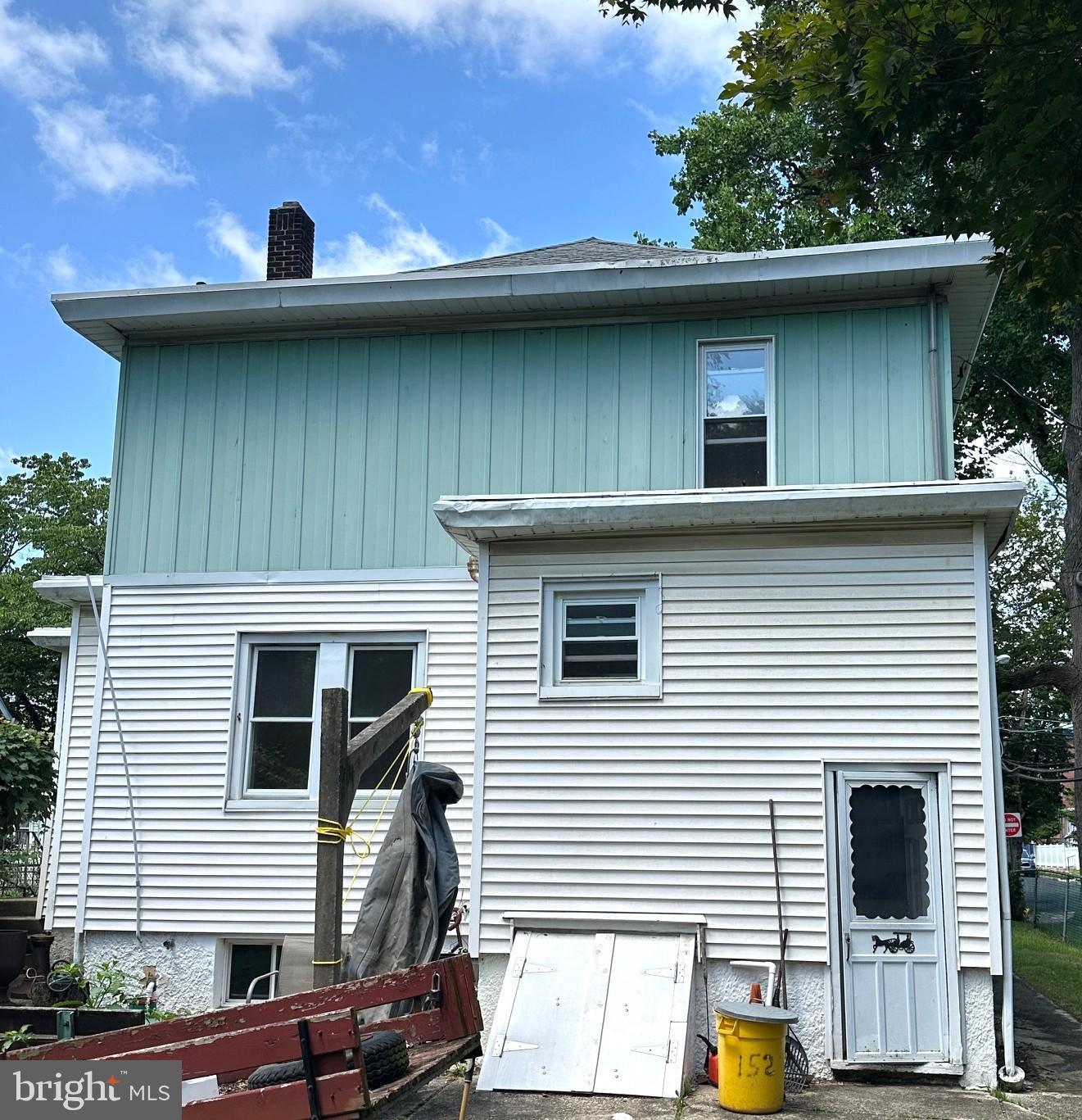 152 EVERGREEN AVENUE