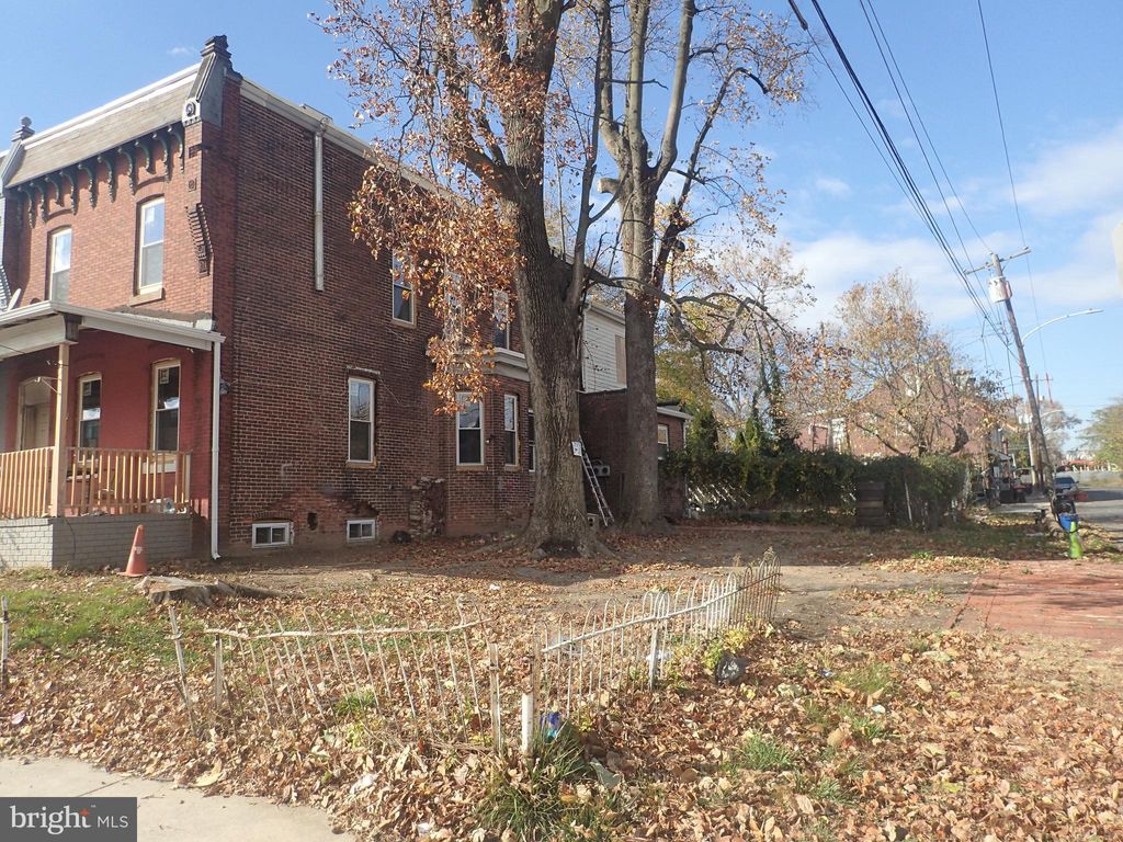 Photo of 1402 W 3rd Street, CHESTER, PA 19013 (MLS # PADE2103732)