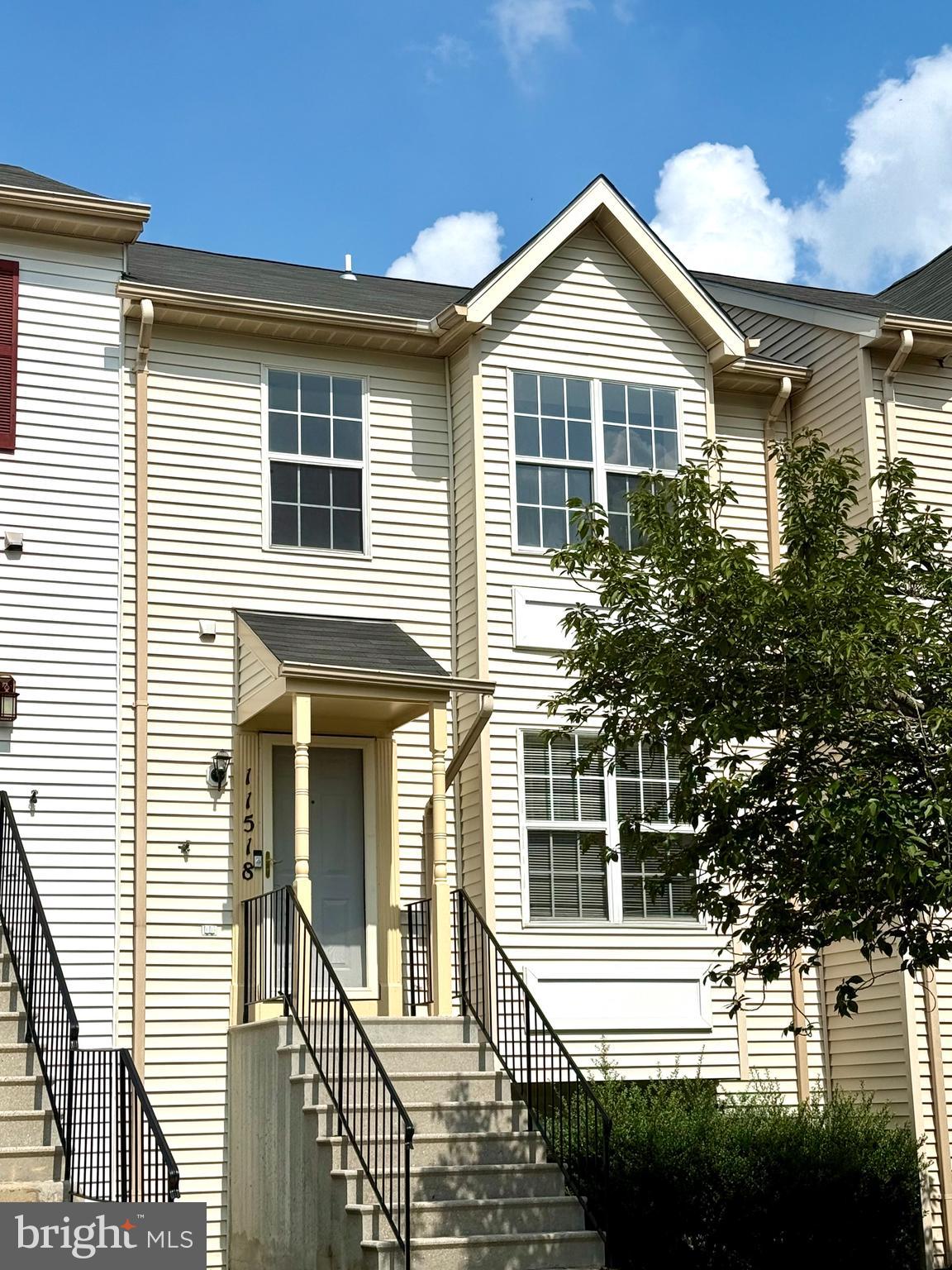 Welcome home to this charming 2-bedroom, 2-bath bi level condo townhome in the heart of Kettering. This homes features a spacious and comfortable living and dining room area that's perfect for everyday living. The primary suite includes a private bath. (More photos coming soon)
Located close to shopping, parks, and major commuter routes, this home combines comfort with convenience.
Schedule your showing today!