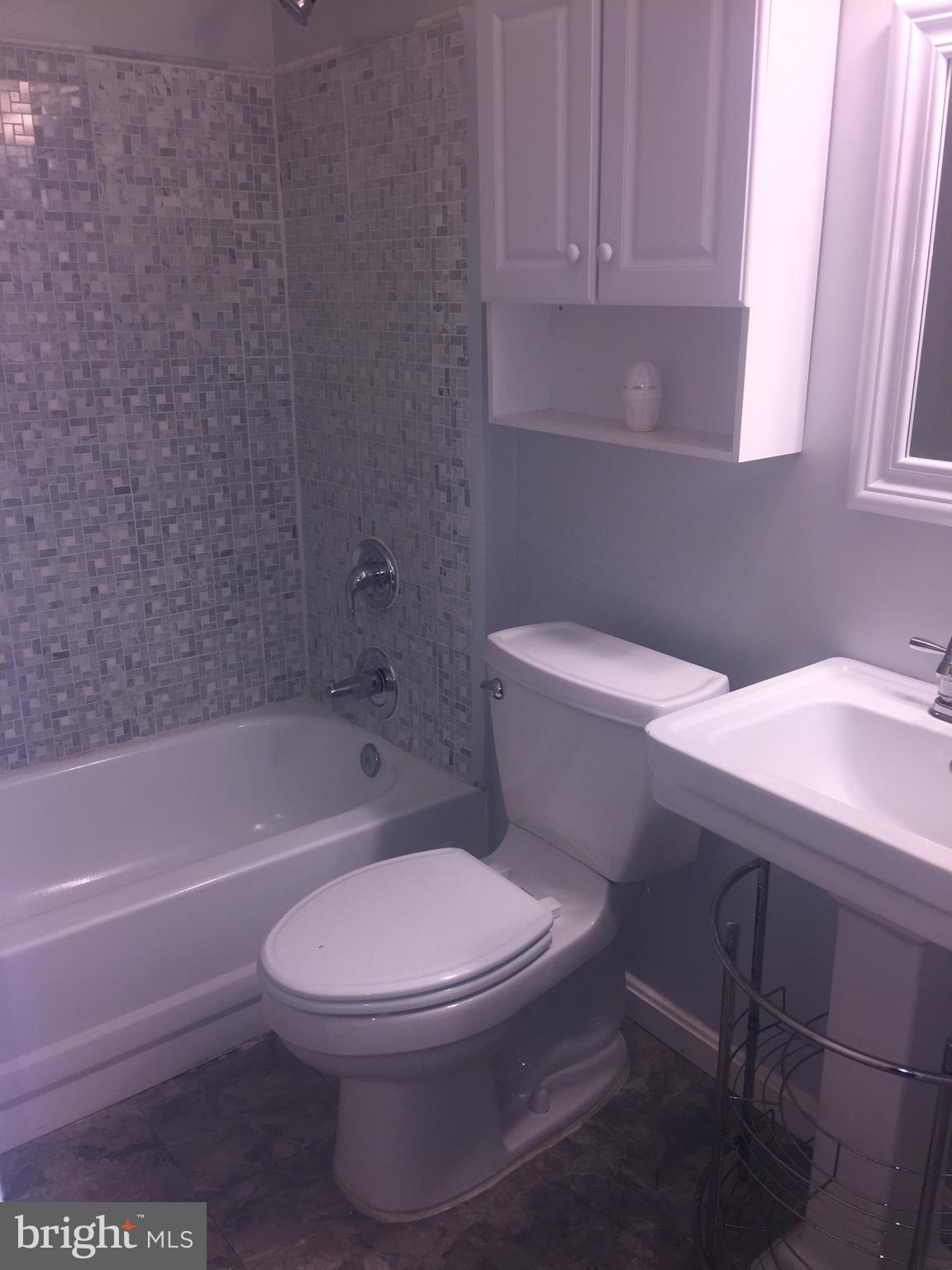 ENTERPRISE KNOLLS-PLAT F - Residential