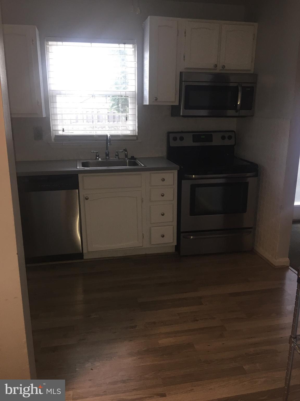 ENTERPRISE KNOLLS-PLAT F - Residential