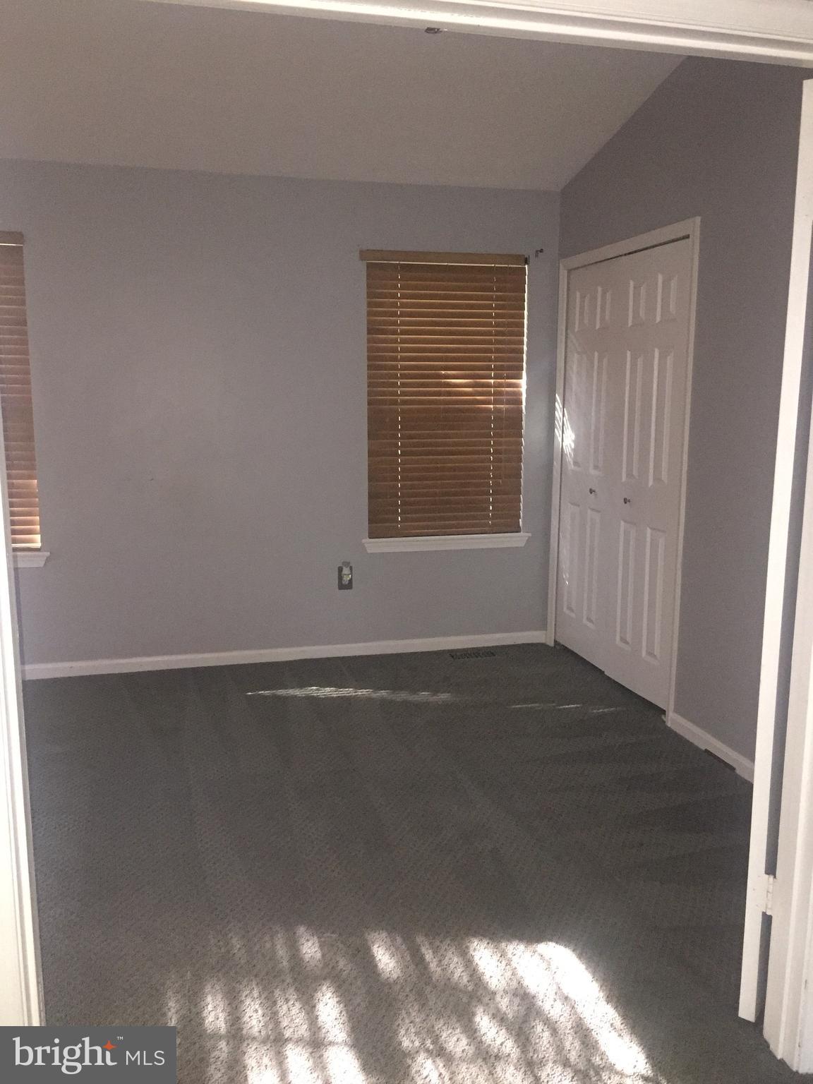 ENTERPRISE KNOLLS-PLAT F - Residential