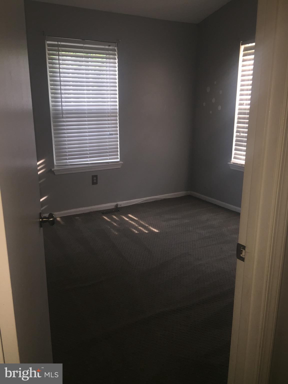 ENTERPRISE KNOLLS-PLAT F - Residential