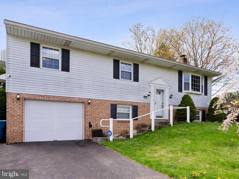 SKYLINE VIEW - Residential