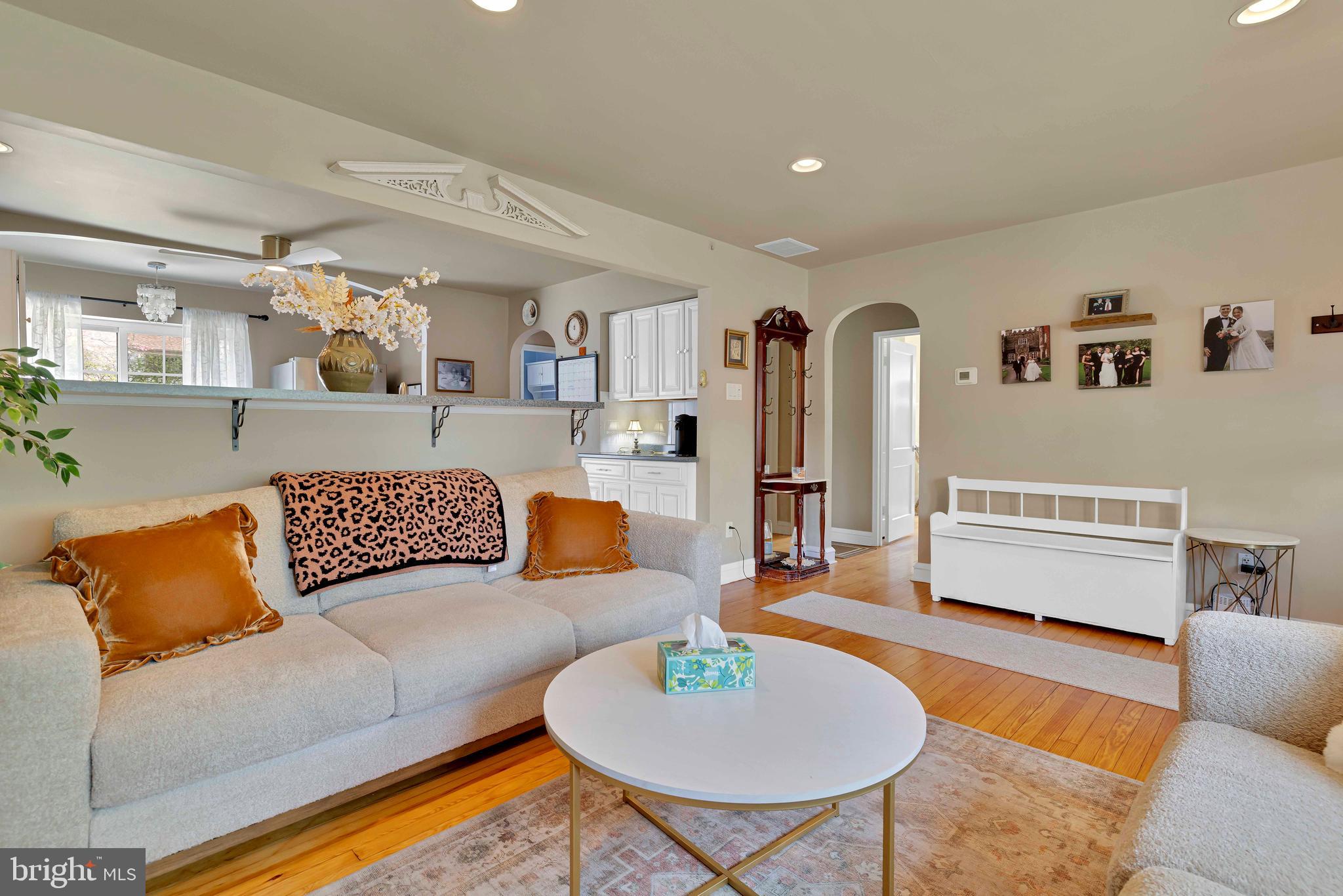 FOX CHASE - Residential