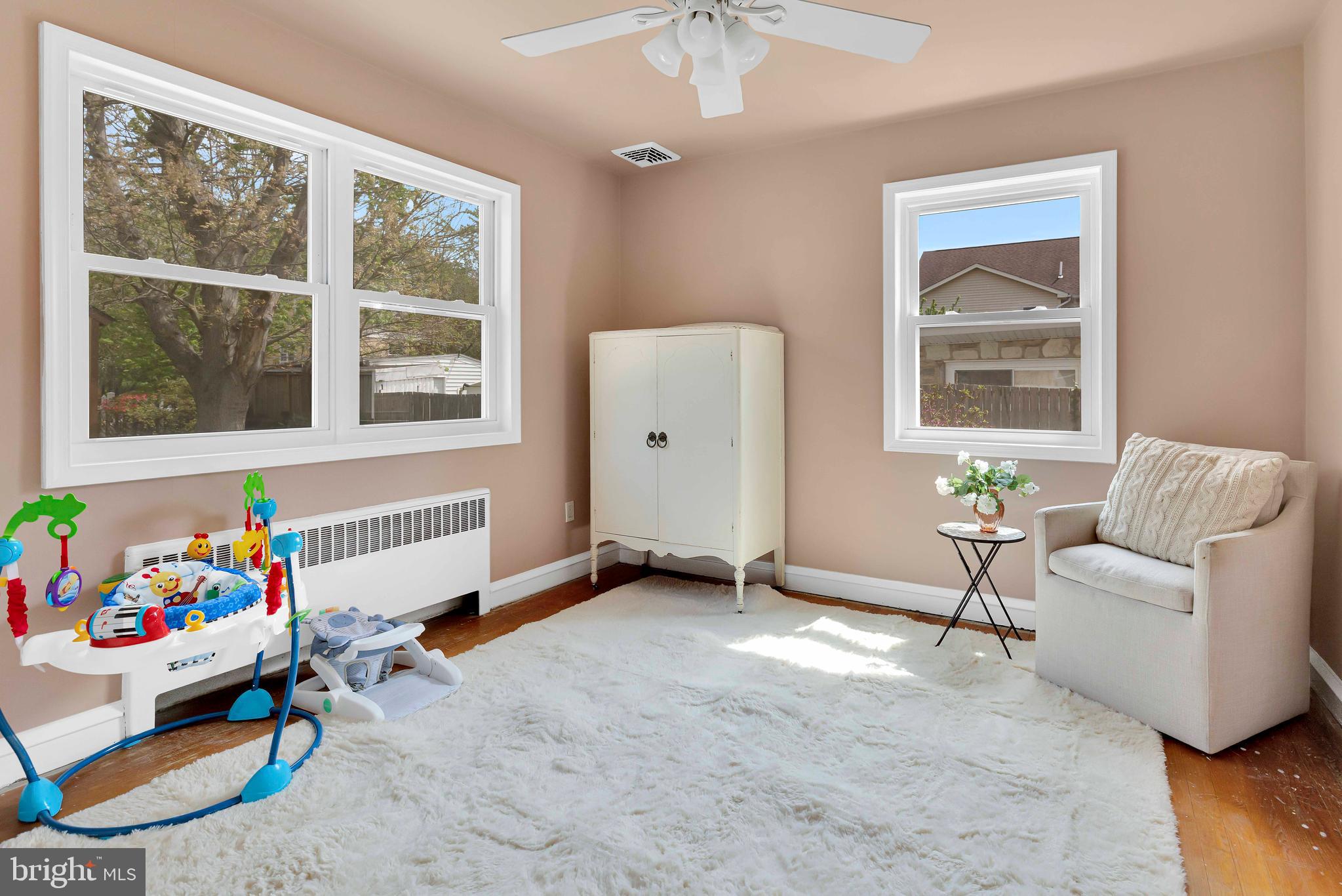 FOX CHASE - Residential