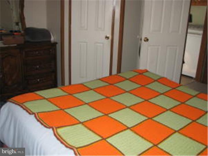 COUNTRY ACRES GOLD - Residential