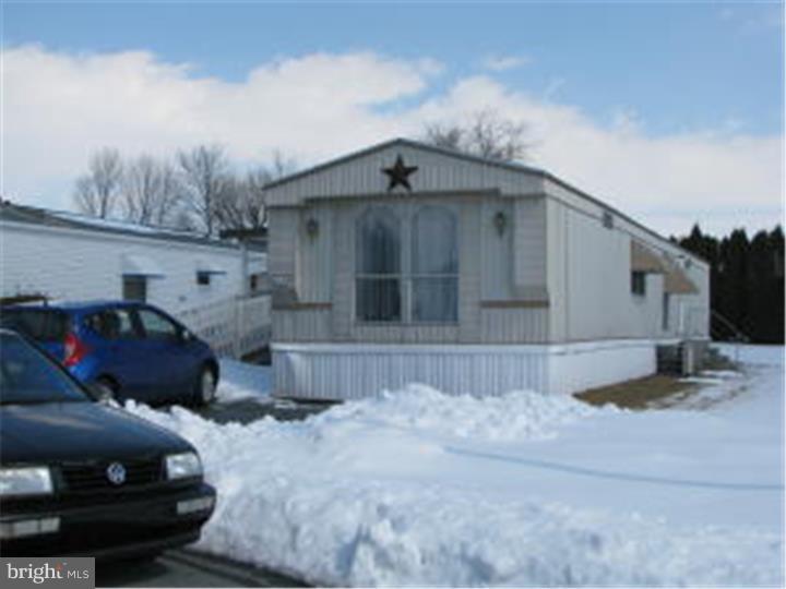 COUNTRY ACRES GOLD - Residential
