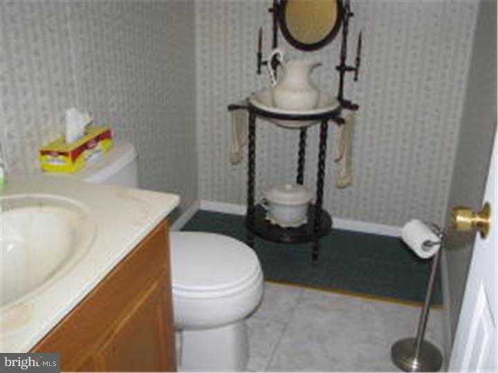 COUNTRY ACRES GOLD - Residential