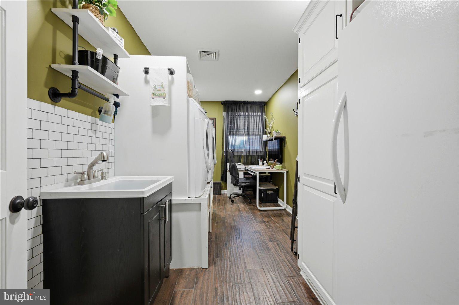 GLEN HAVEN - Residential