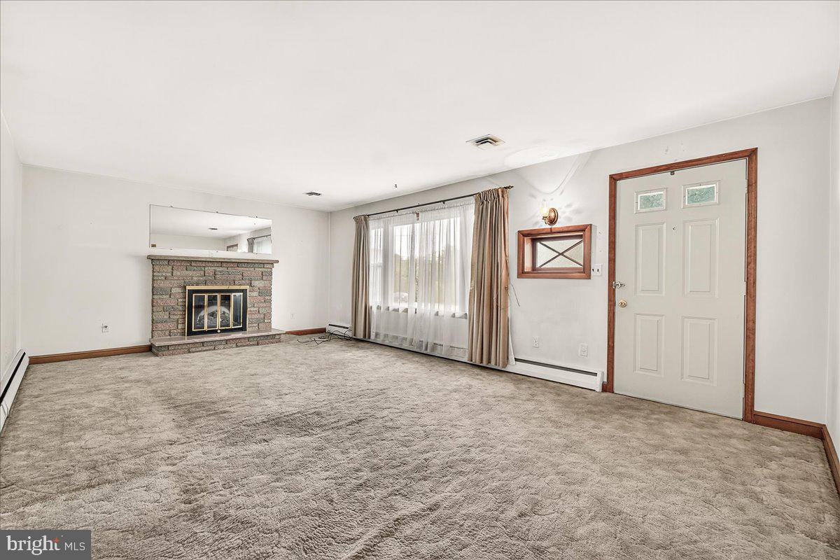 2704 SPENCERVILLE ROAD