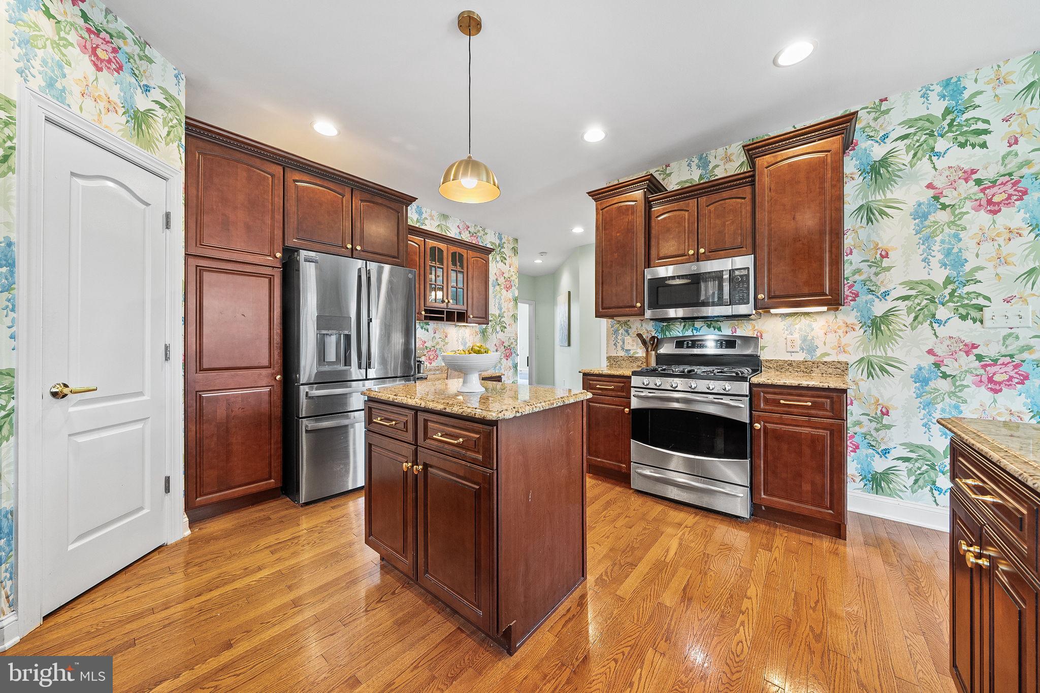 HERITAGE ESTATES - Residential